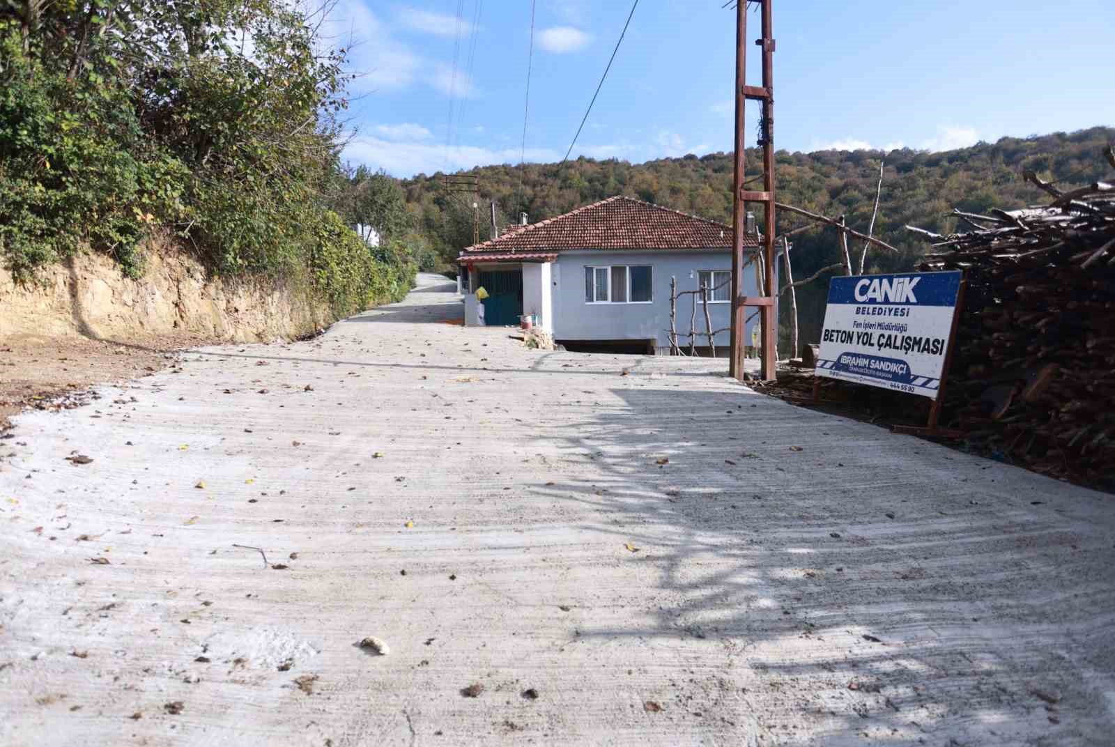 Minik Aysima istedi, Başkan Sandıkçı yaptı