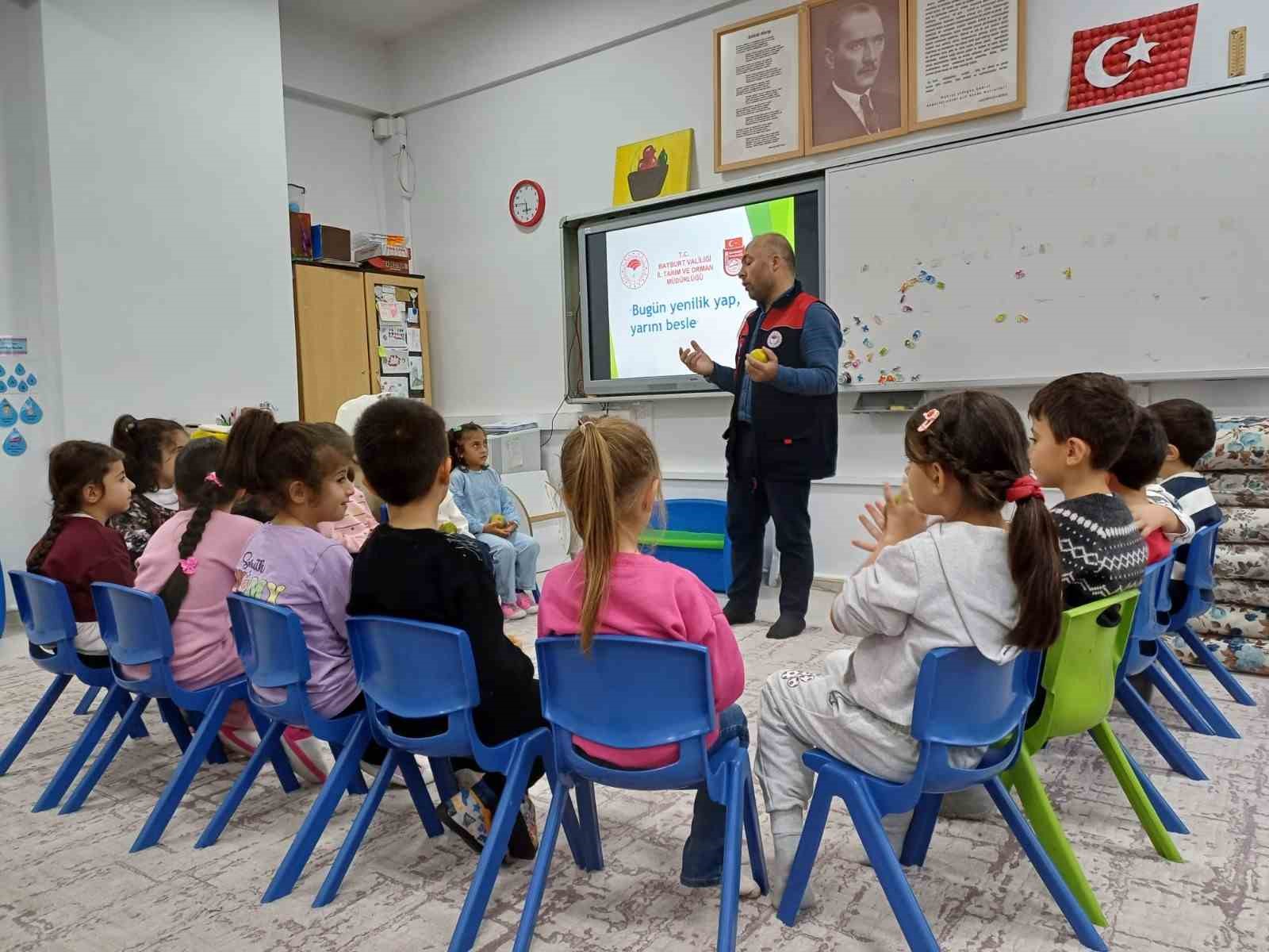 Arpalı’da öğrencilere gıda israfı ve sağlıklı beslenme eğitimi verildi
