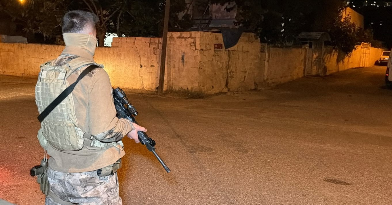 Çatışmanın olduğu mahallede güvenlik önlemleri sürüyor