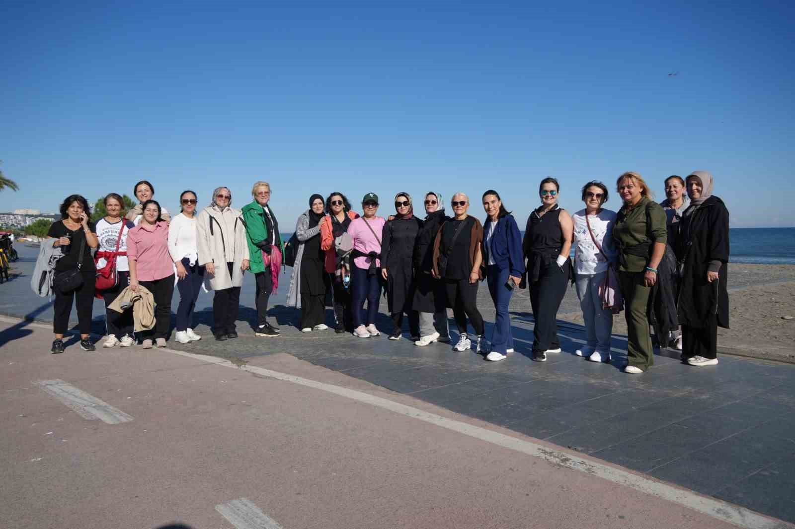 Atakumlu kadınlardan 10 bin adım etkinliği