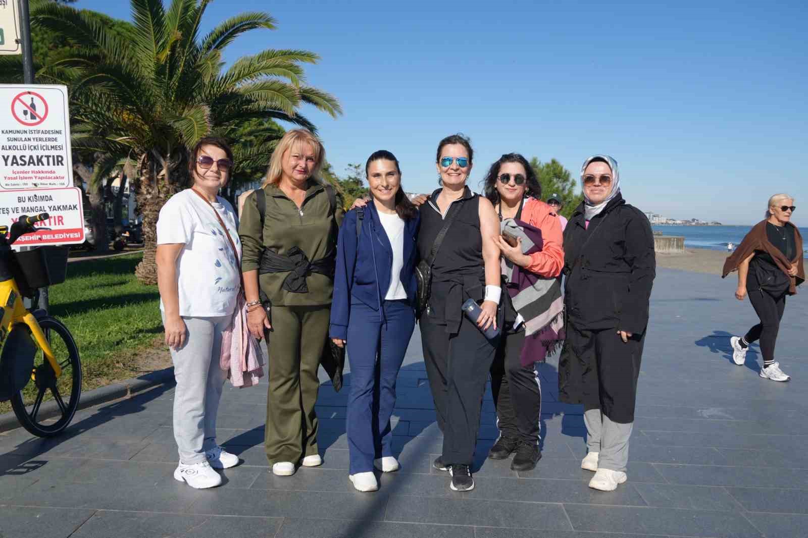 Atakumlu kadınlardan 10 bin adım etkinliği