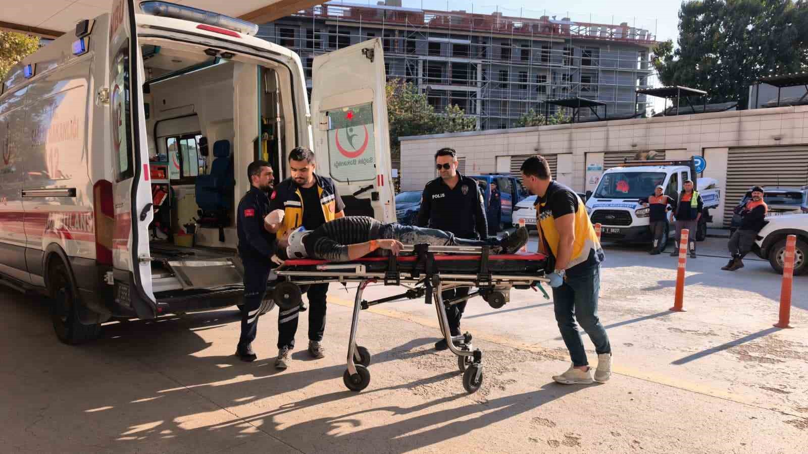 Ampul değiştirmek isterken hastanelik oldu