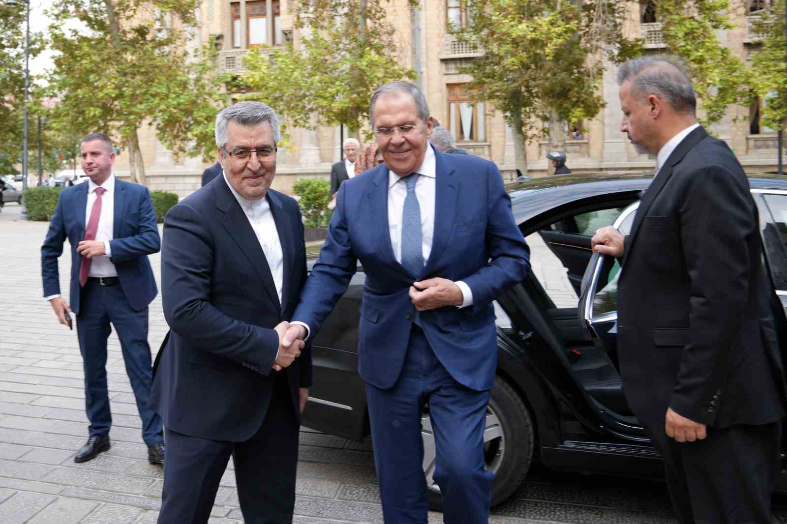 Rusya Dışişleri Bakanı Lavrov İran’da
