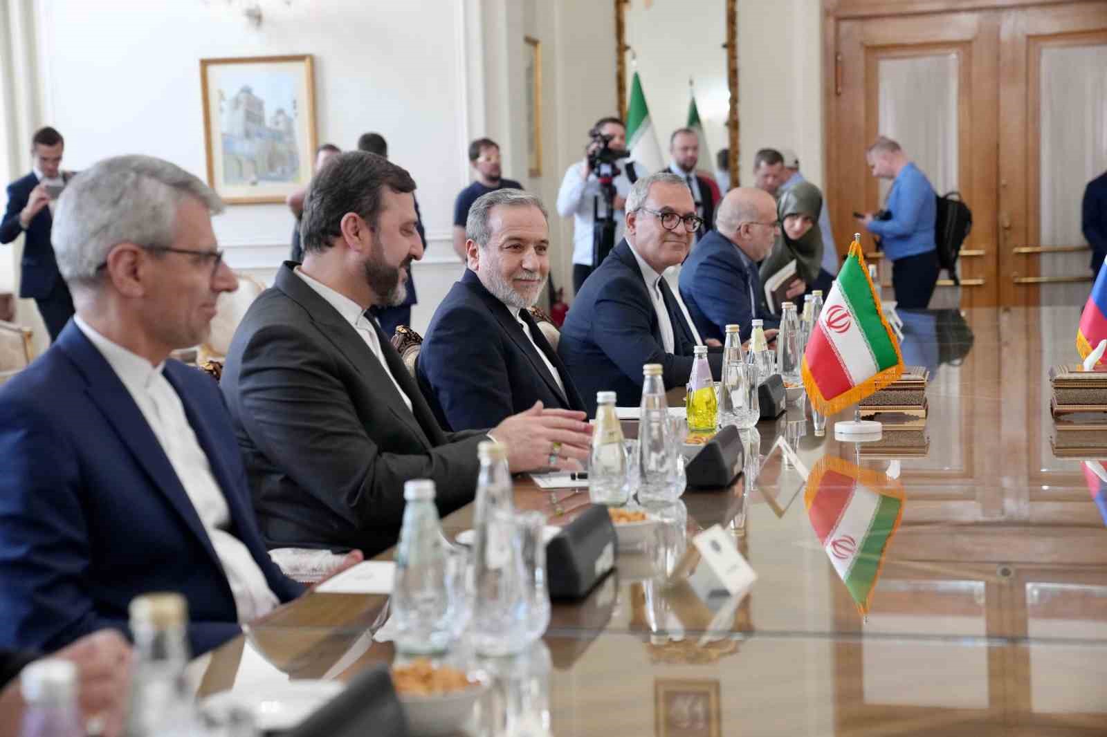 Rusya Dışişleri Bakanı Lavrov İran’da