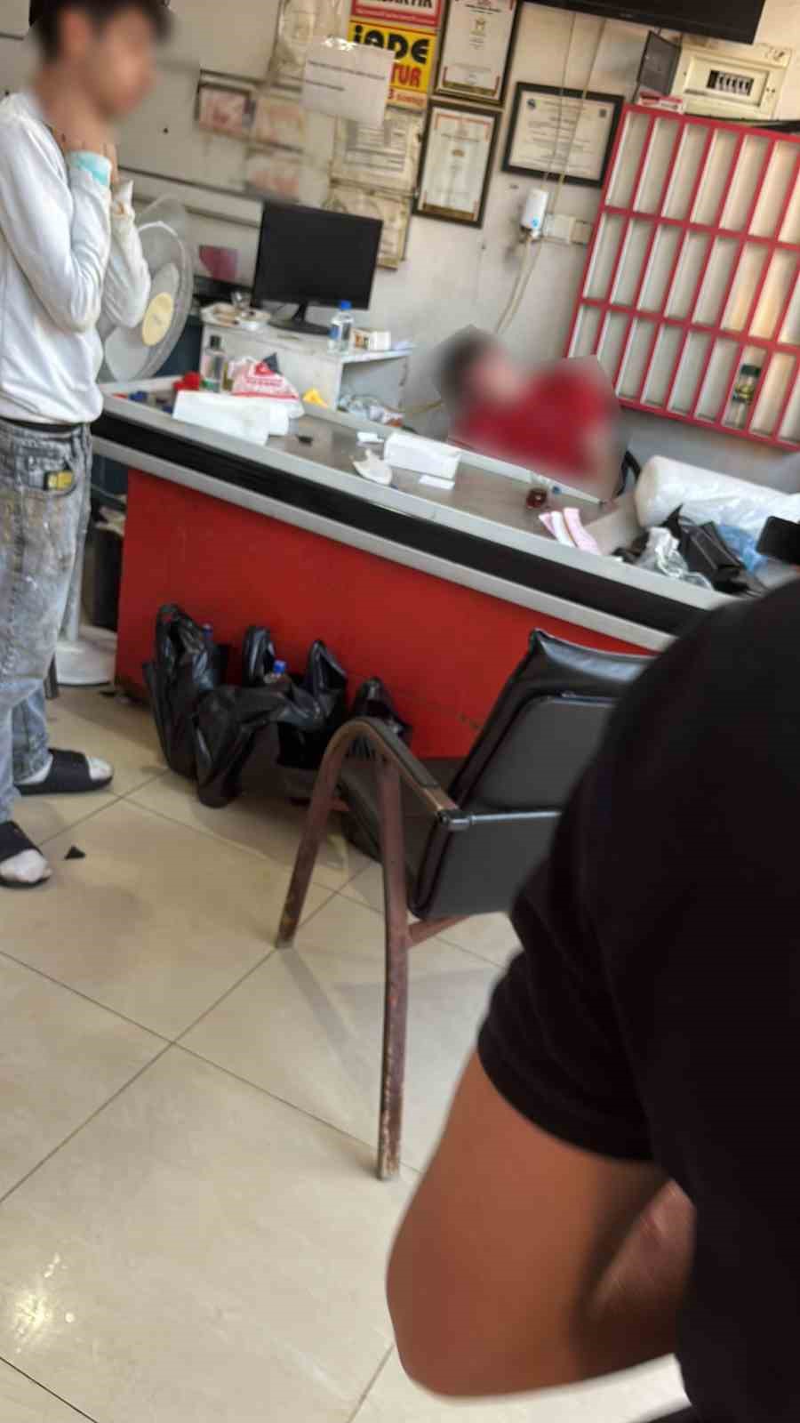 Adana’da 16 yaşındaki çocuk iş yerinde başından vuruldu