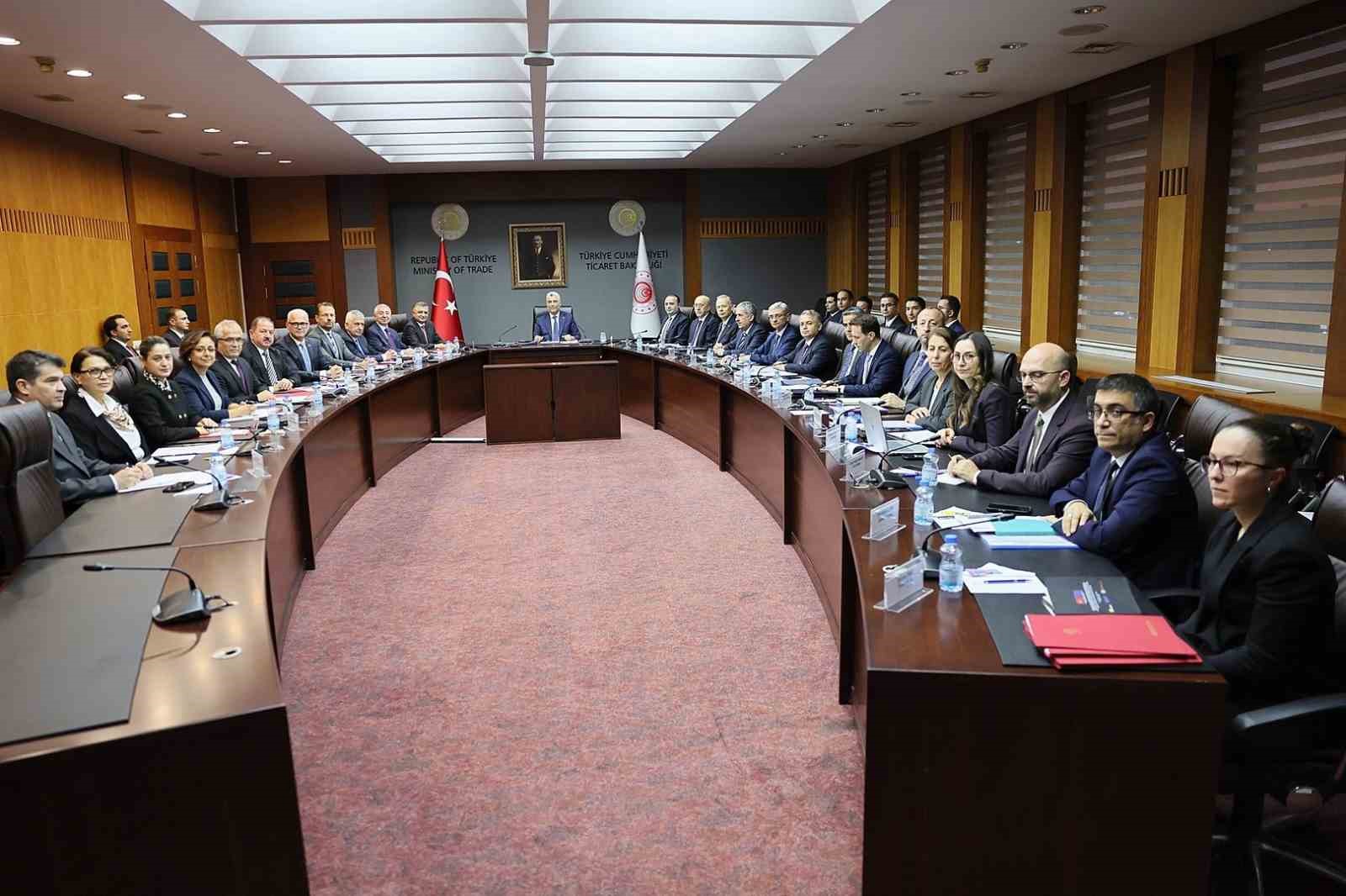 Bakan Bolat: "Türk otomotiv sanayisinin Avrupa Birliği’nin Sanayi Hızlandırma Yasası Taslağı’na dâhil edilmesi için girişimlerimizi sürdüreceğiz"