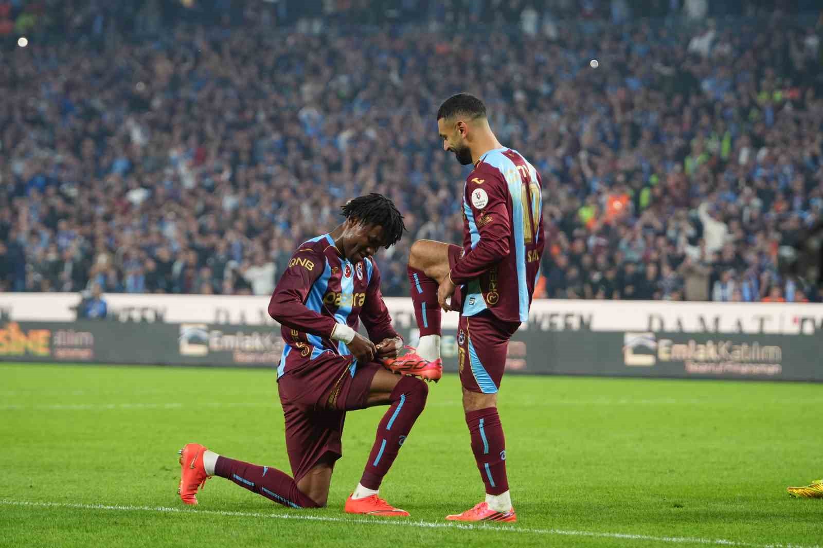 Trendyol Süper Lig: Trabzonspor: 2 - Beşiktaş: 0 (Maç sonucu)