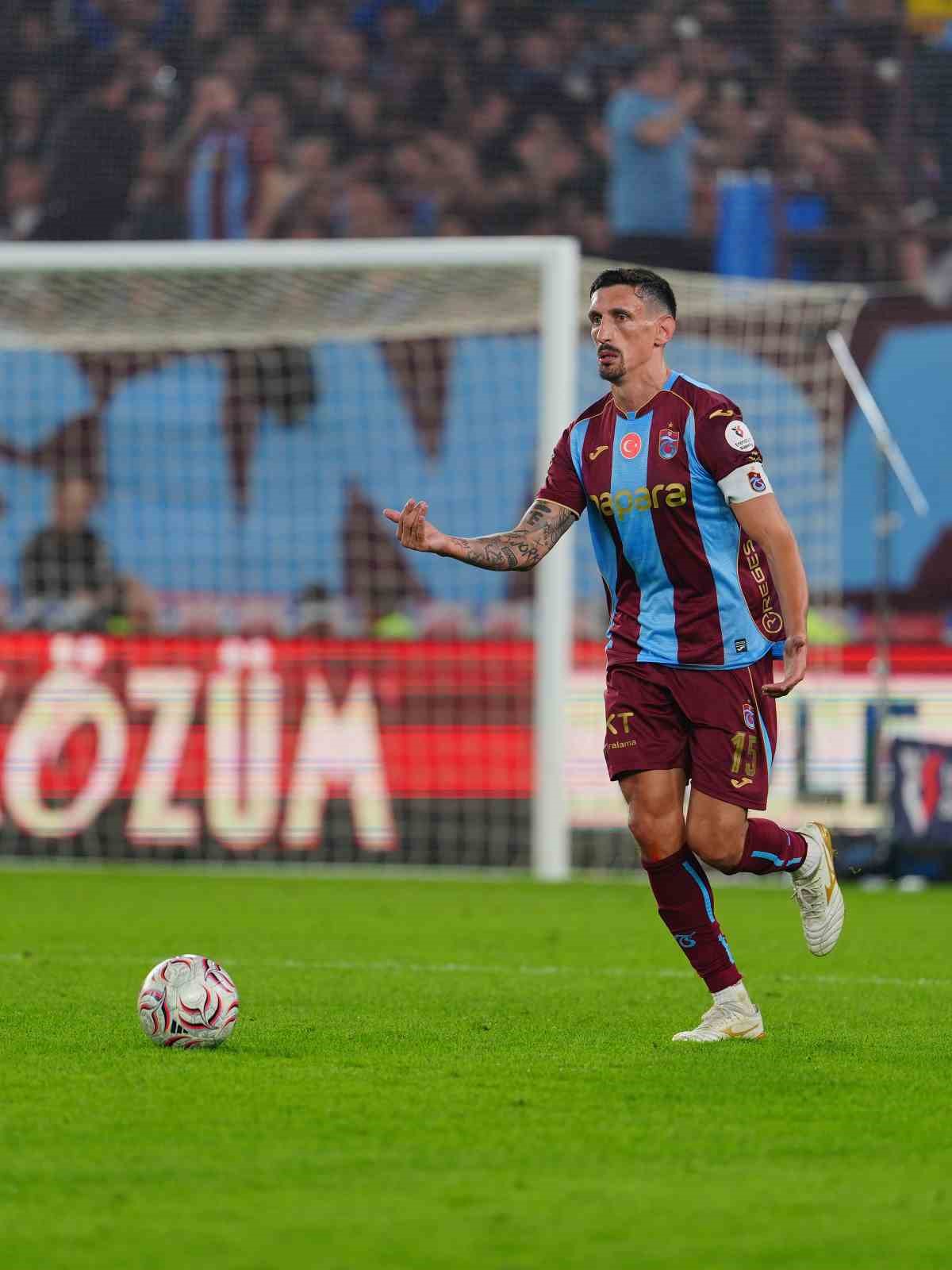Trendyol Süper Lig: Trabzonspor: 2 - Beşiktaş: 0 (Maç sonucu)