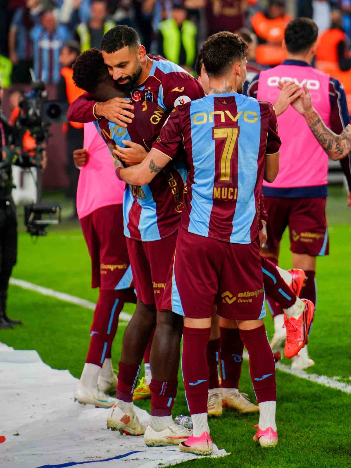 Trendyol Süper Lig: Trabzonspor: 2 - Beşiktaş: 0 (Maç sonucu)