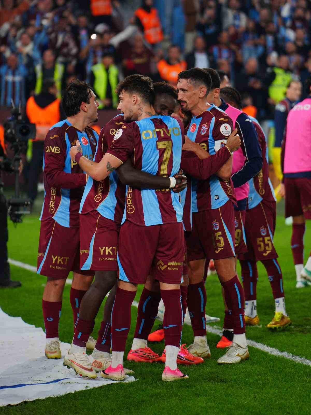 Trendyol Süper Lig: Trabzonspor: 2 - Beşiktaş: 0 (Maç sonucu)