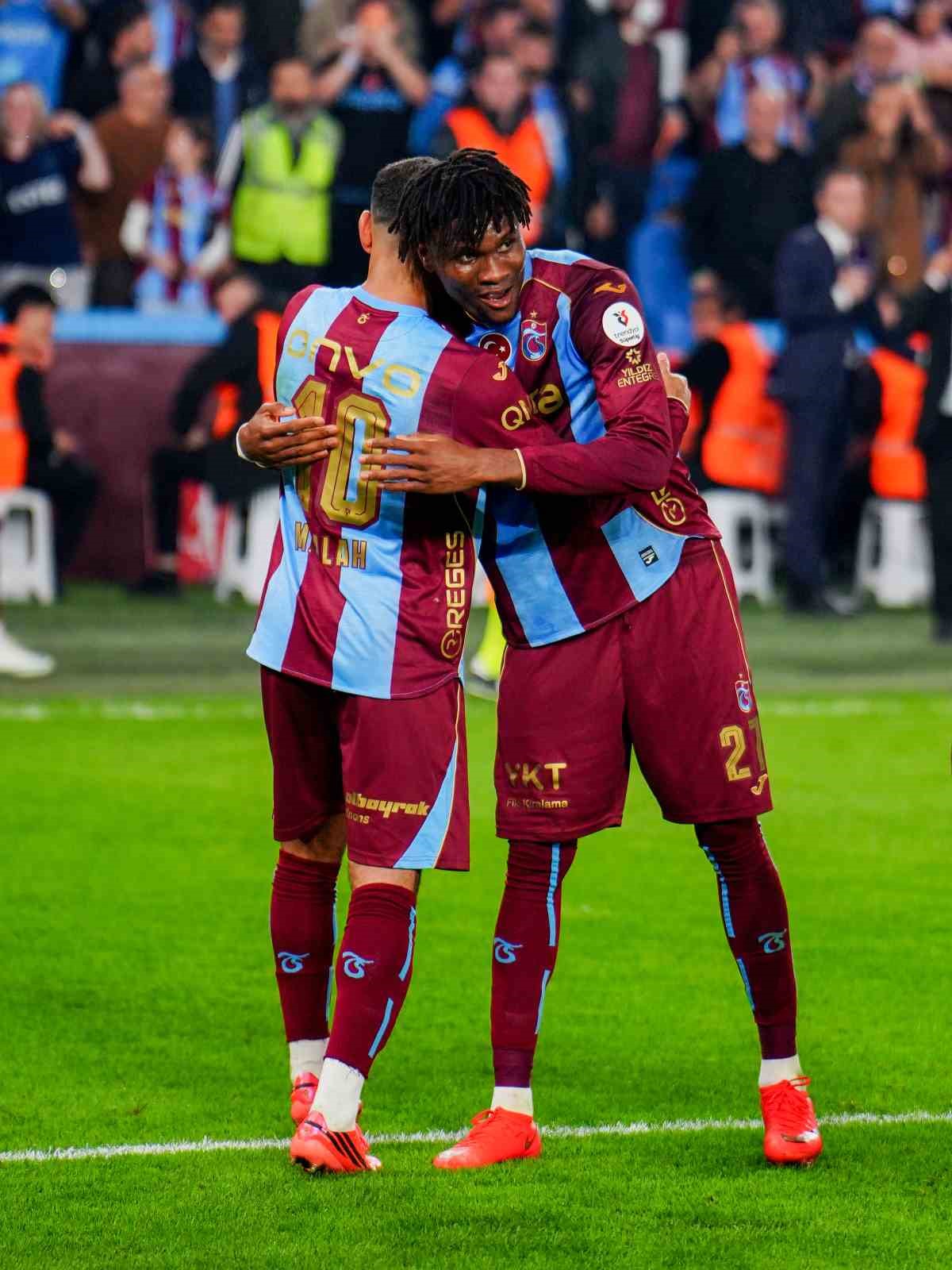Trendyol Süper Lig: Trabzonspor: 2 - Beşiktaş: 0 (Maç sonucu)