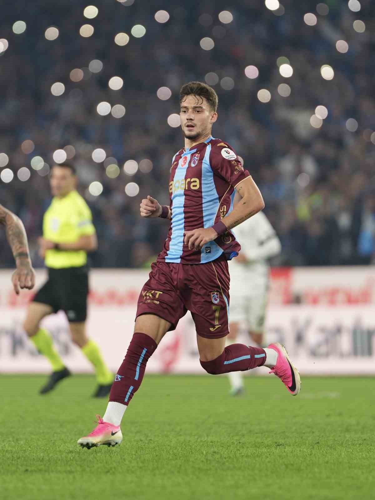 Trendyol Süper Lig: Trabzonspor: 2 - Beşiktaş: 0 (Maç sonucu)