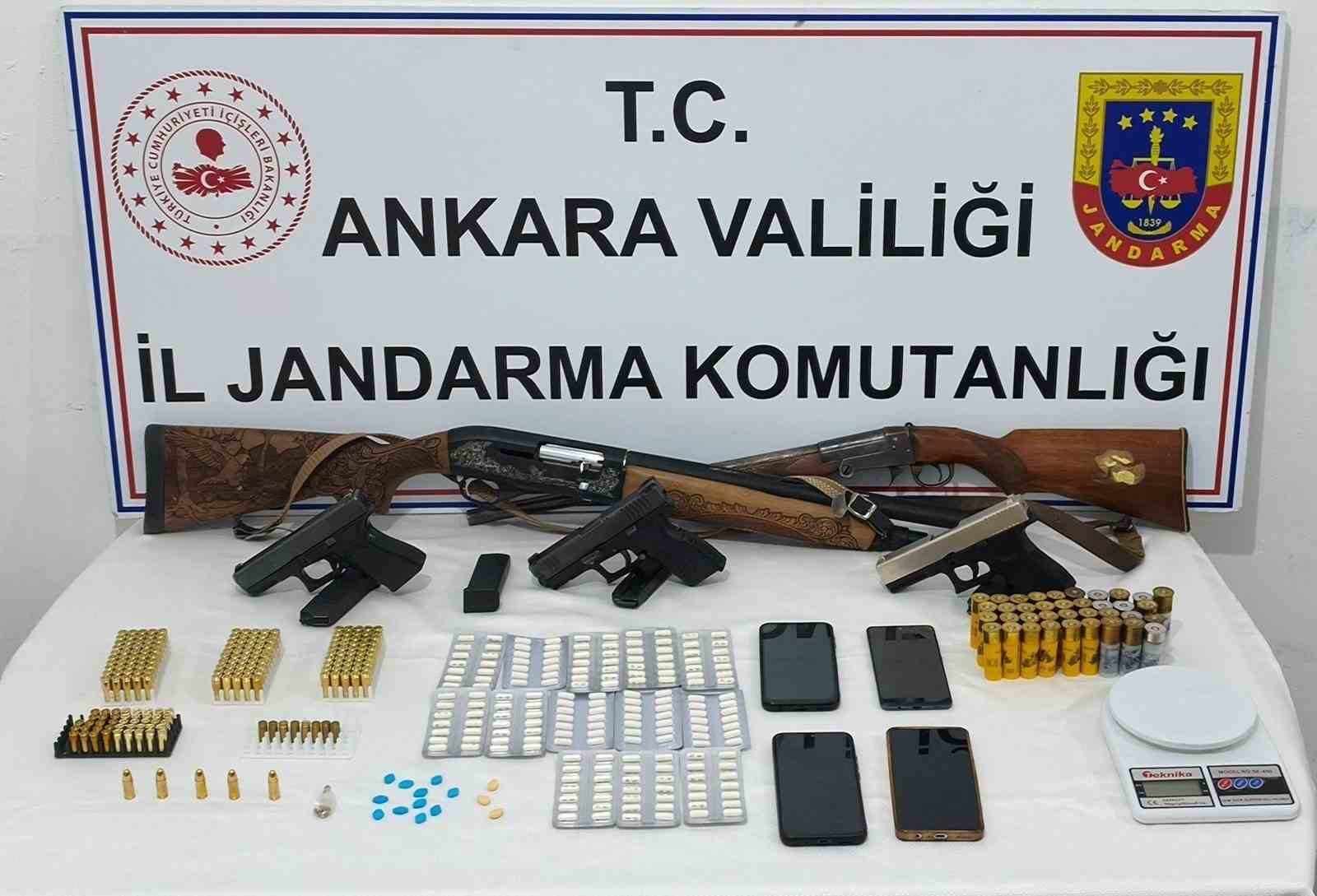 Ankara’da uyuşturucu operasyonu: 1 kilogram metamfetatin ele geçirildi