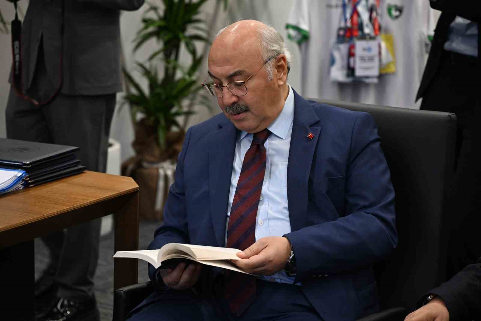 Müjdat Keçeci’nin sanayicilik yolculuğu kitapla ölümsüzleşti