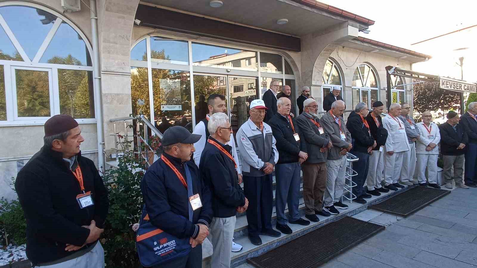 Havza’da umreciler kutsal topraklara uğurlandı