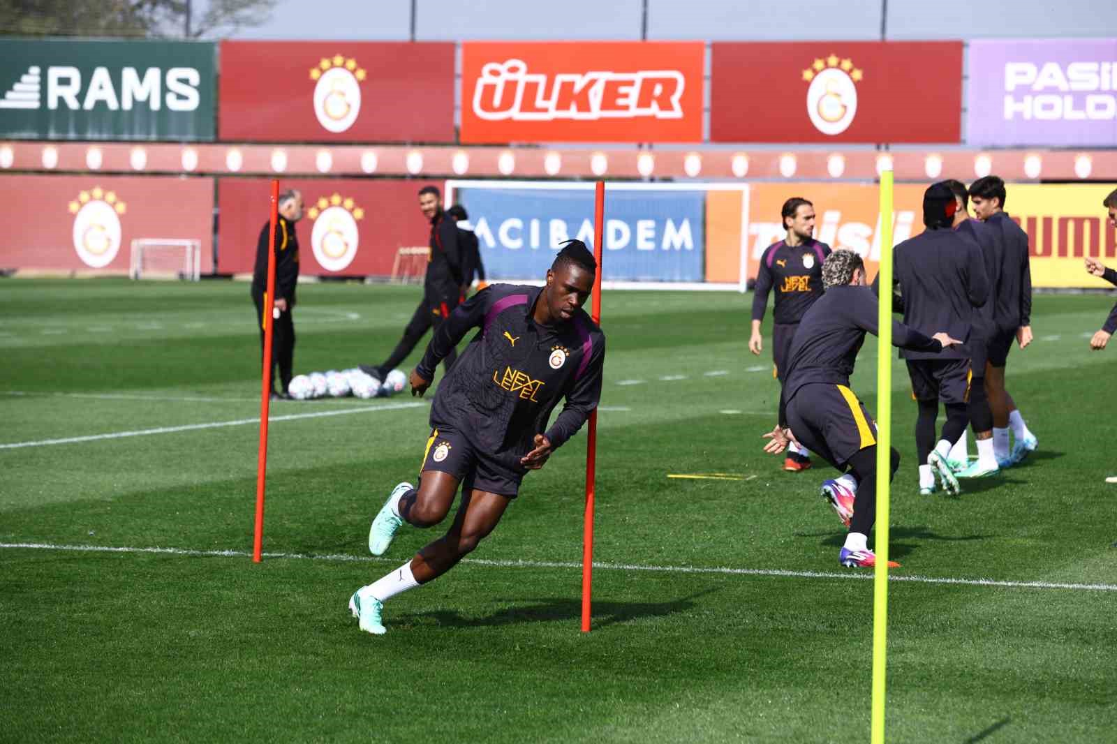 Galatasaray, Lille maçı hazırlıklarını tamamladı