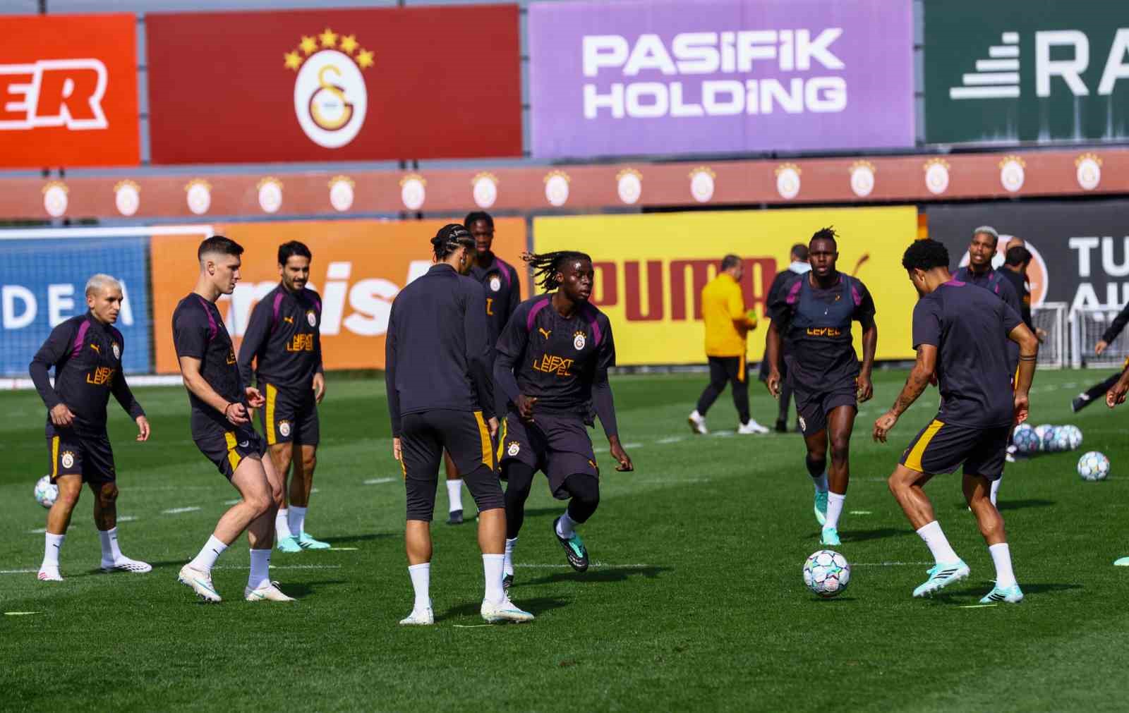 Galatasaray, Lille maçı hazırlıklarını tamamladı