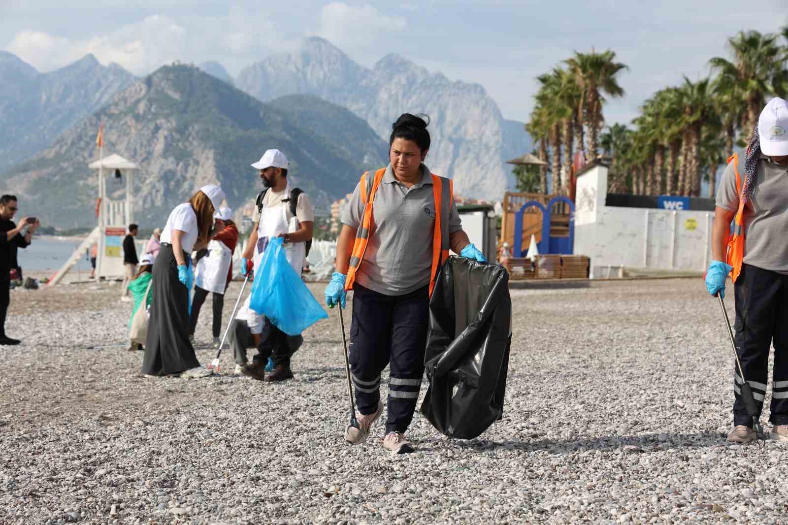 Konyaaltı sahillerinde plastik atıklara karşı yeni proje
