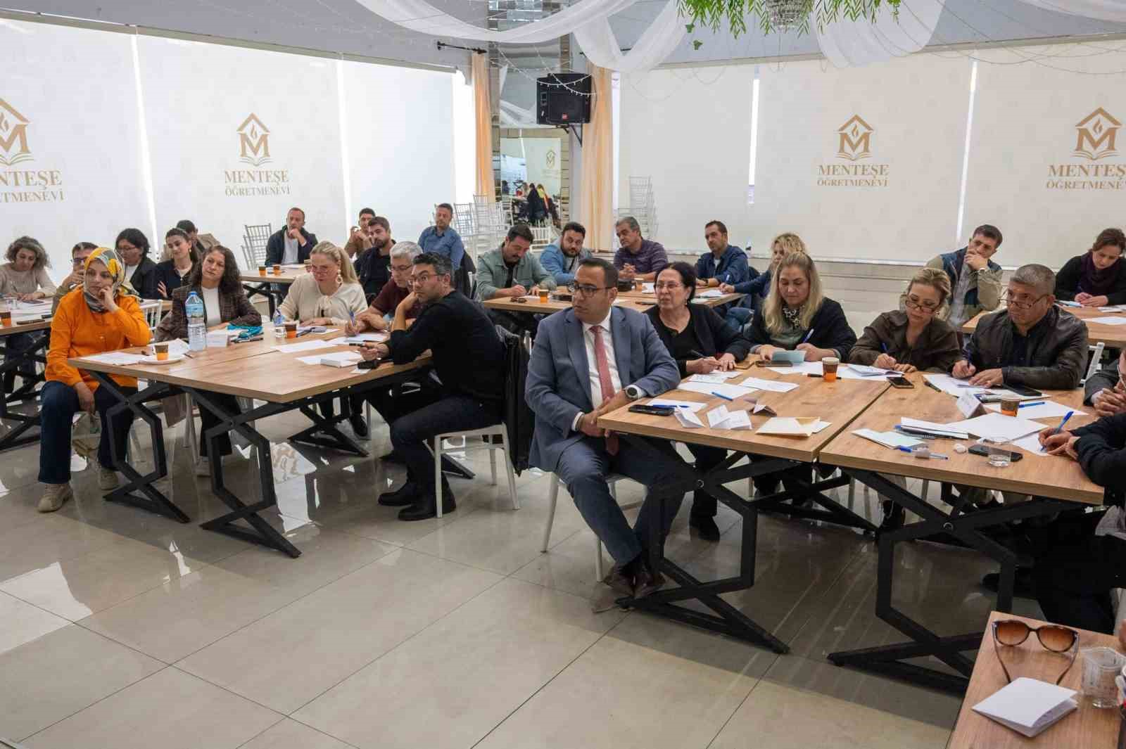 Muğla’da eğitim yönetimi ve kurum kültürü semineri tamamlandı