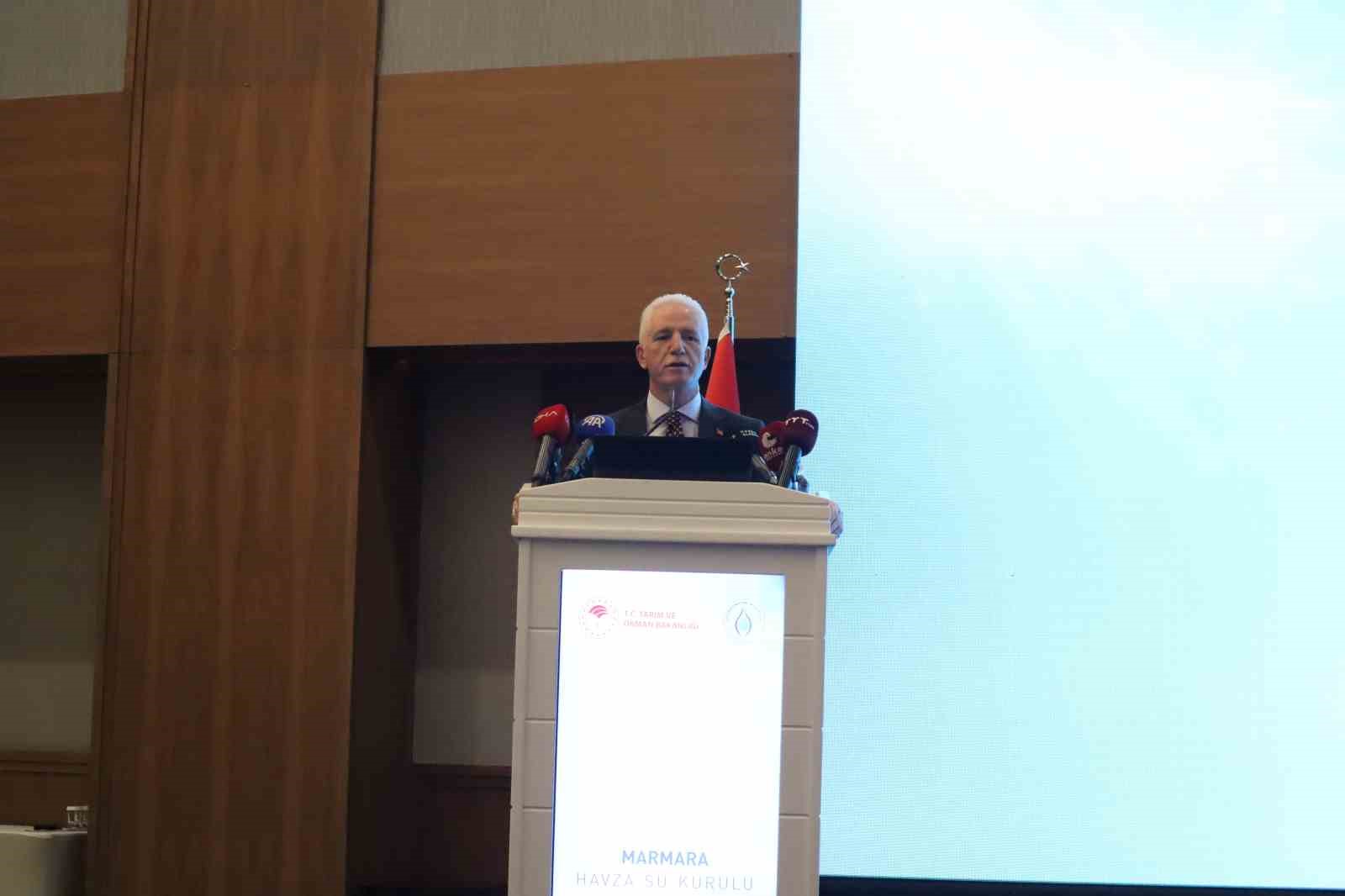 İstanbul Valisi Gül: "Vatandaşlarımız ve idareciler olarak bu şehirde yaşayan herkesin bu selin olmasında az ya da çok kusuru var"