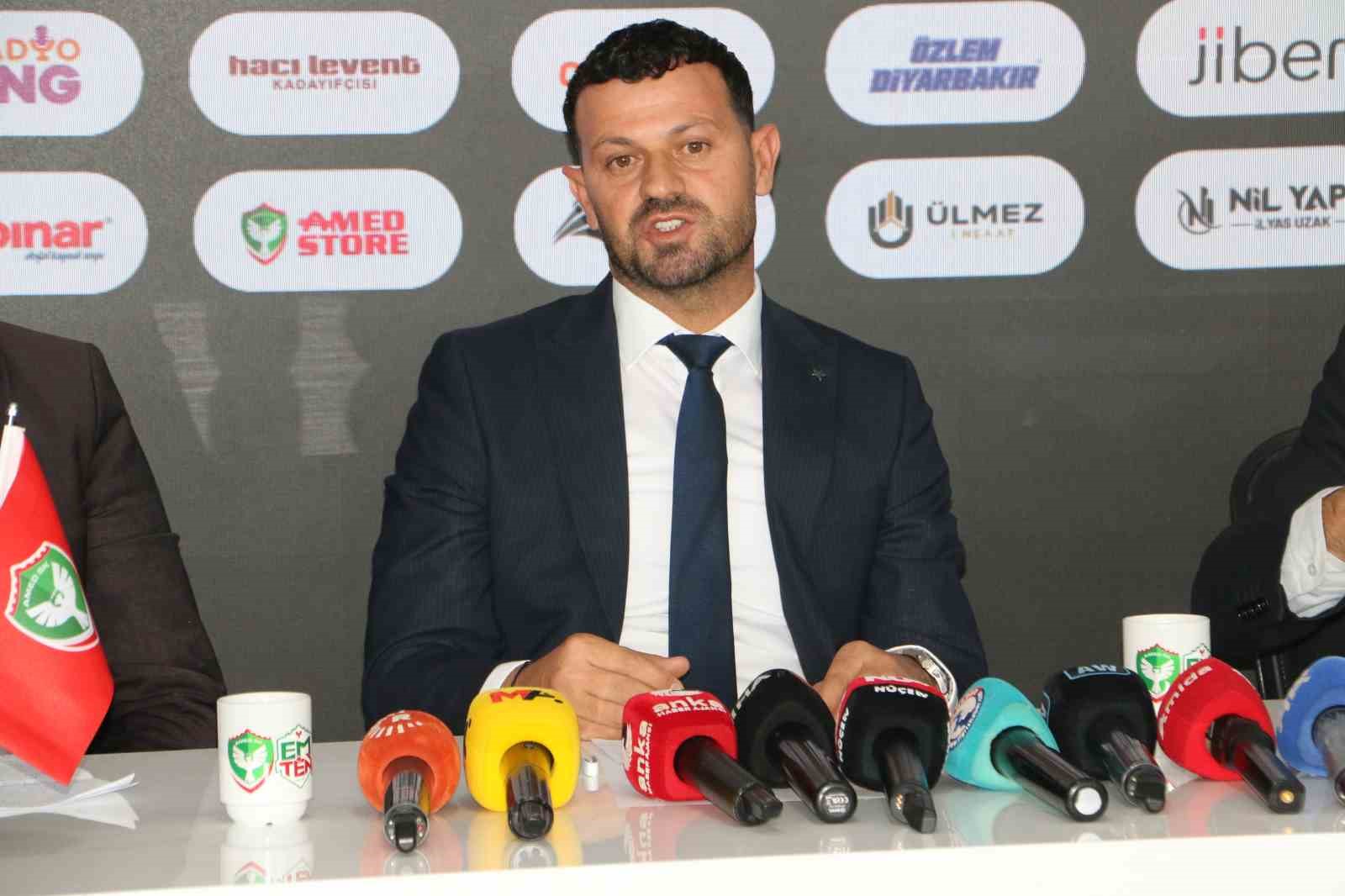 Amed Sportif Faaliyetler, Futbol Okulları Projesi’ni hayata geçirdi