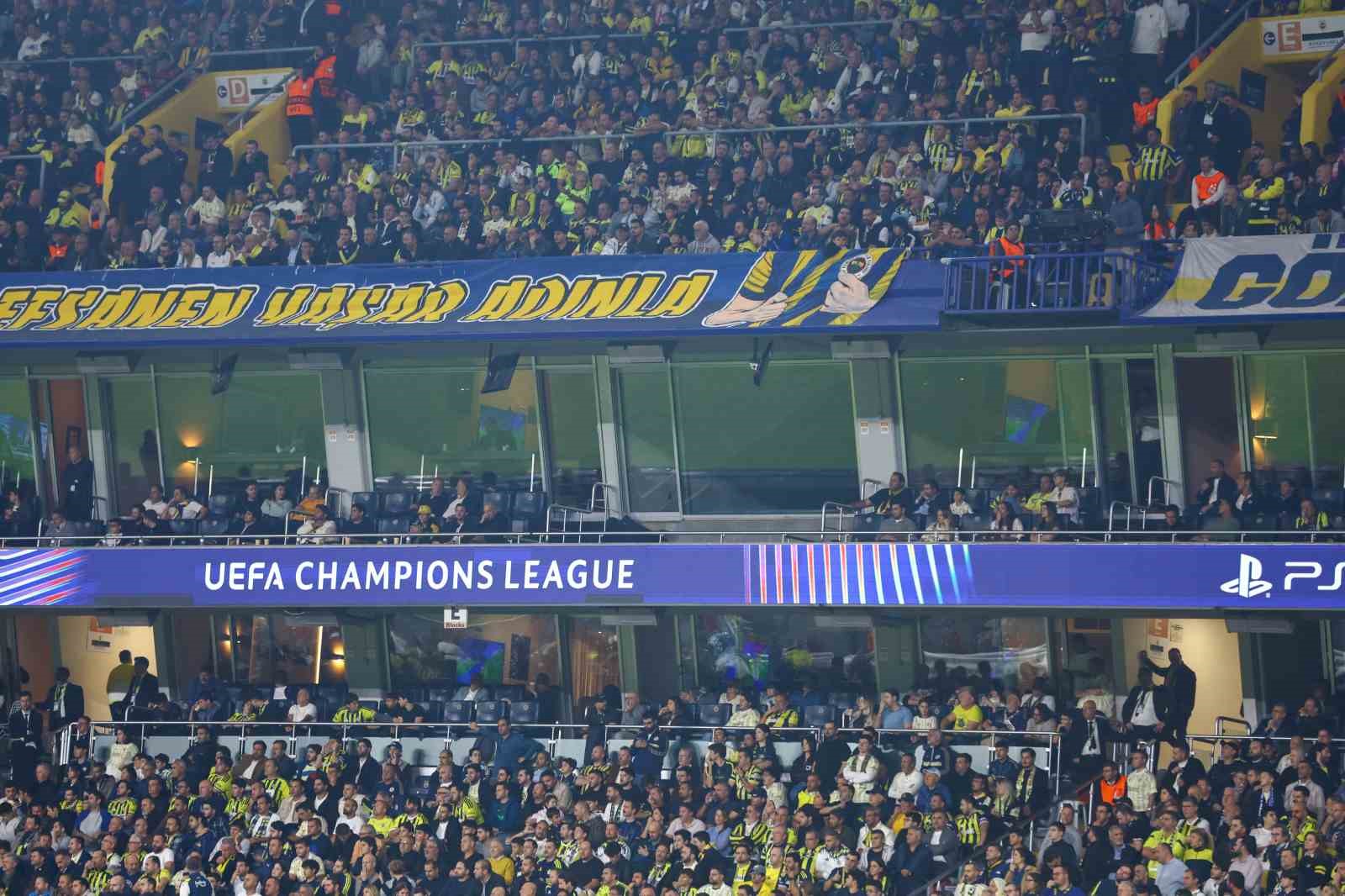 UEFA Şampiyonlar Ligi: Fenerbahçe: 2 - Slavia Prag: 2 (Maç sonucu)