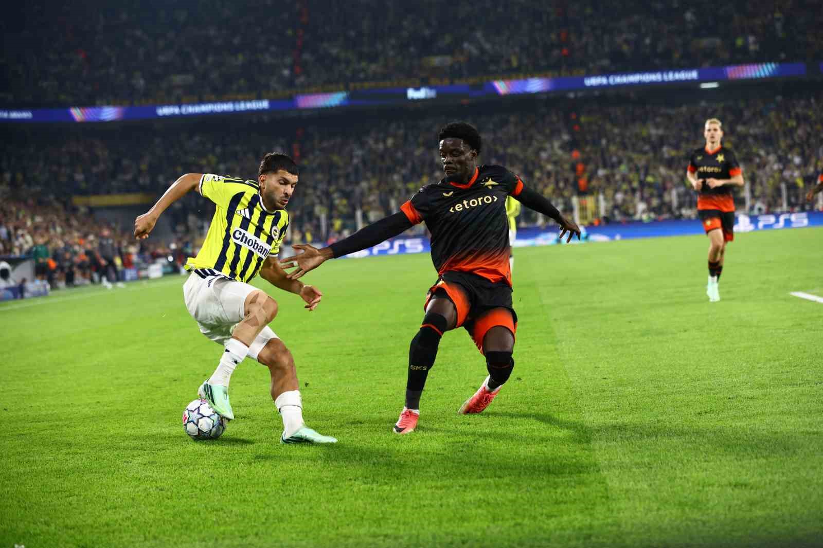 UEFA Şampiyonlar Ligi: Fenerbahçe: 2 - Slavia Prag: 2 (Maç sonucu)