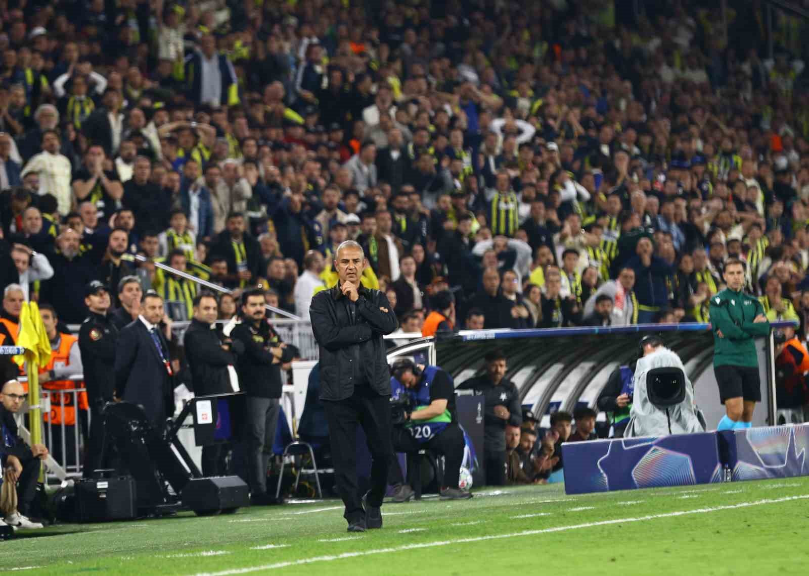 UEFA Şampiyonlar Ligi: Fenerbahçe: 2 - Slavia Prag: 2 (Maç sonucu)