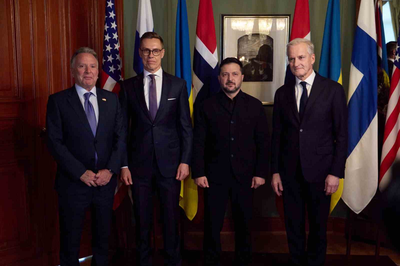 Trump’ın Orta Doğu Özel Temsilcisi Witkoff, yarın Rus tarafına Putin, Trump ve Zelenskiy arasında üçlü zirve teklifi sunacak