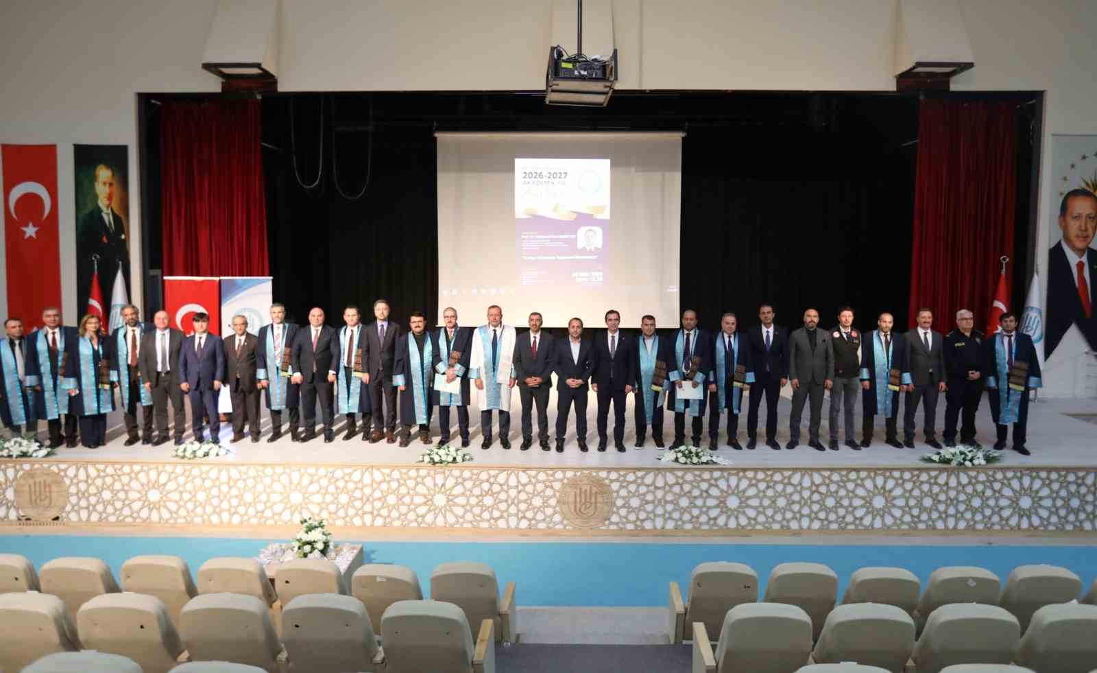 BEÜ’de 2026-2027 akademik yılı açılış töreni gerçekleştirildi