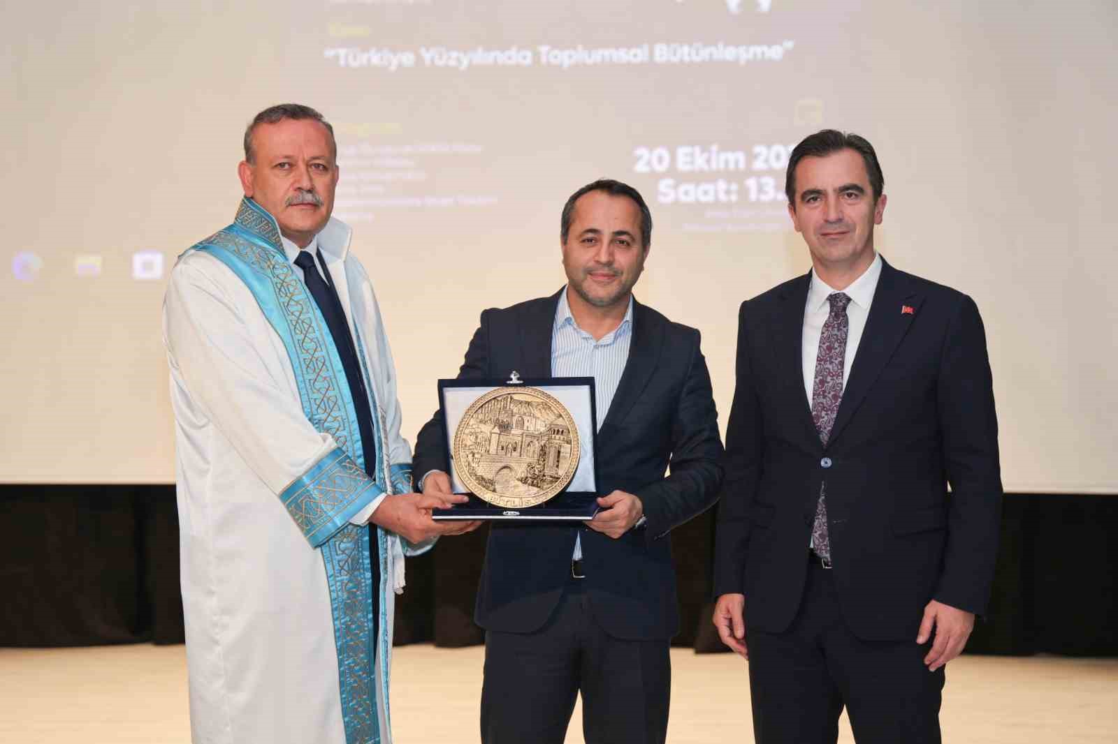BEÜ’de 2026-2027 akademik yılı açılış töreni gerçekleştirildi
