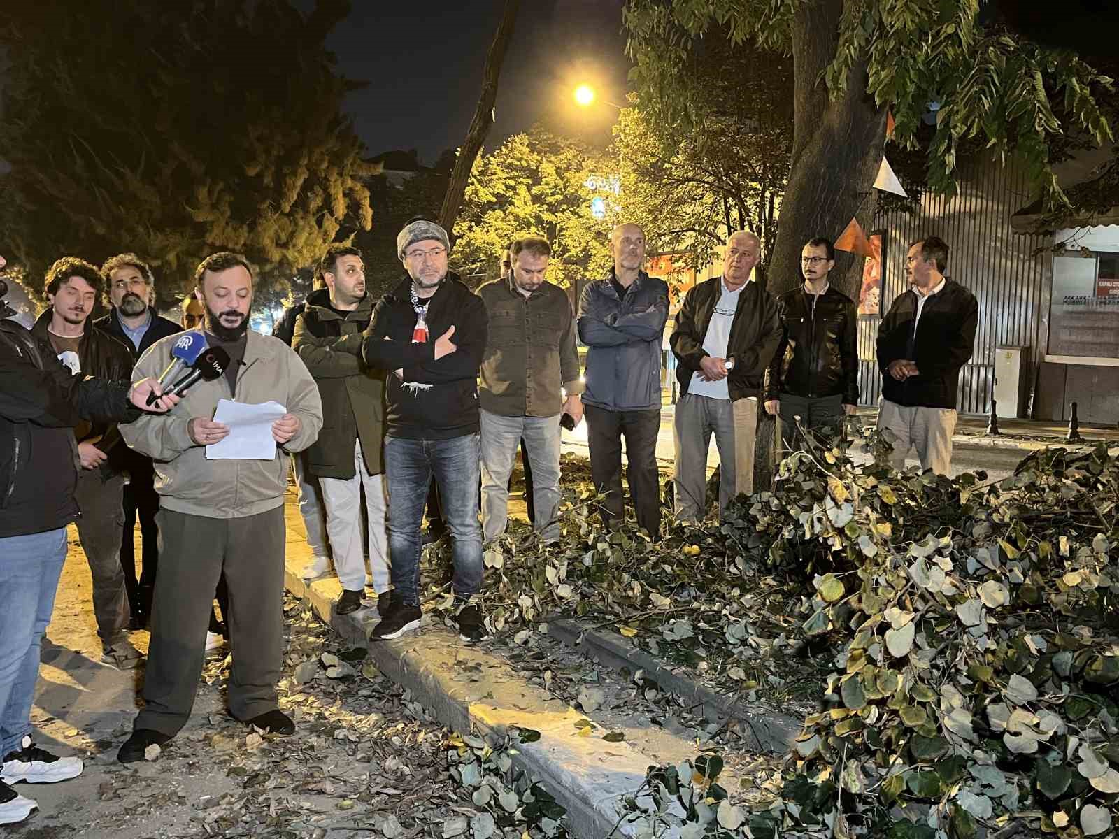 Eyüpsultan’da ağaç kesimi iddiaları sonrası vatandaşlardan İBB’ye tepki