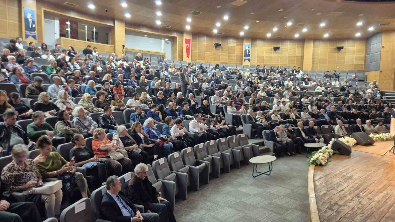 Samsun’da SAYSAD TSM Korosu’ndan kuruluş konseri