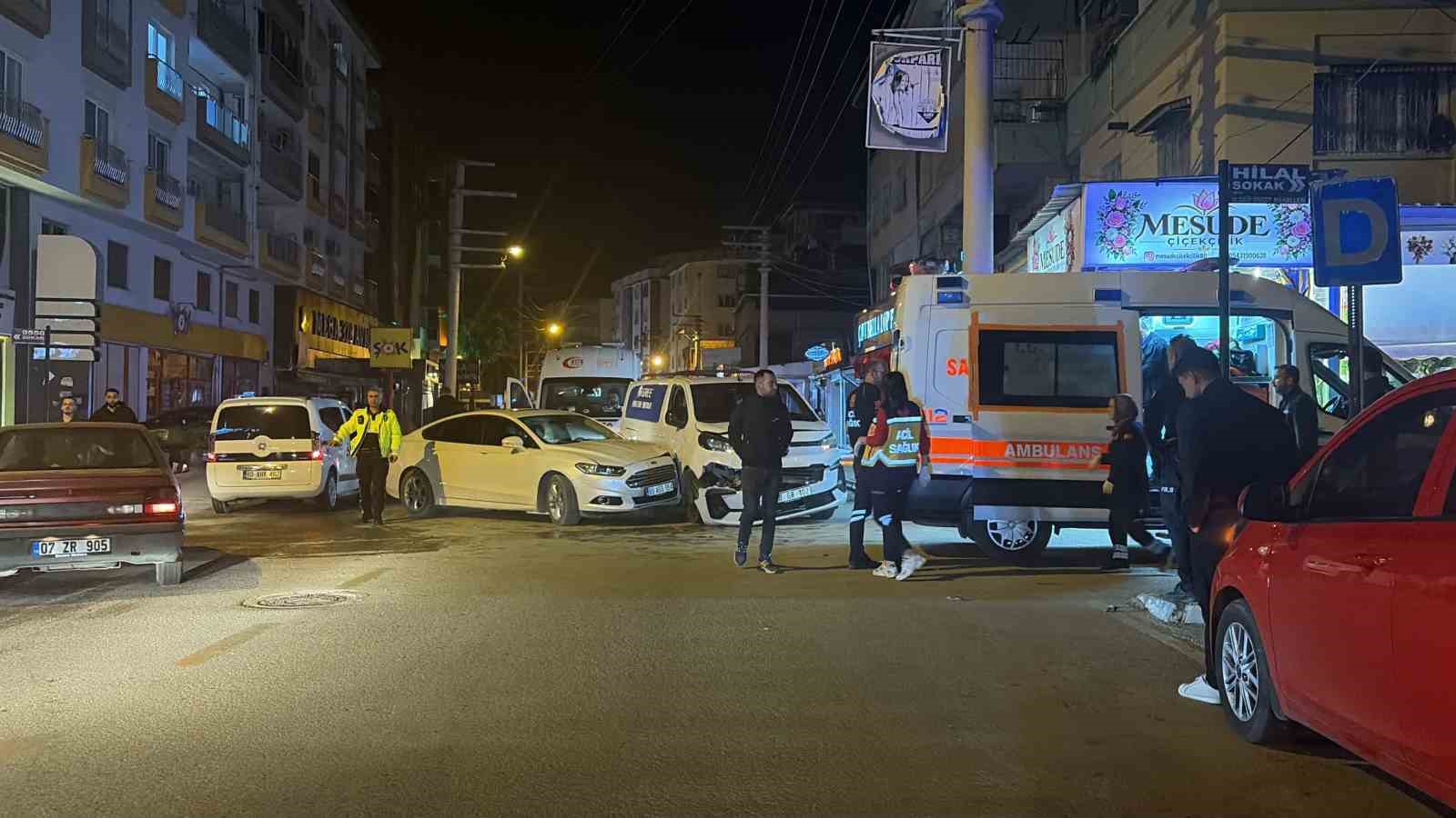 Osmaniye’de otomobiller çarpıştı: 2 yaralı