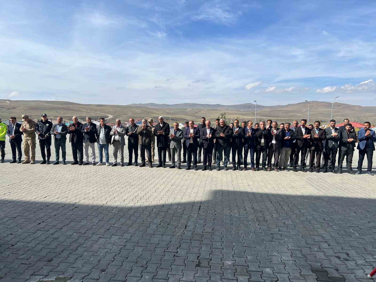 Tekman’da muhtarlar günü programı