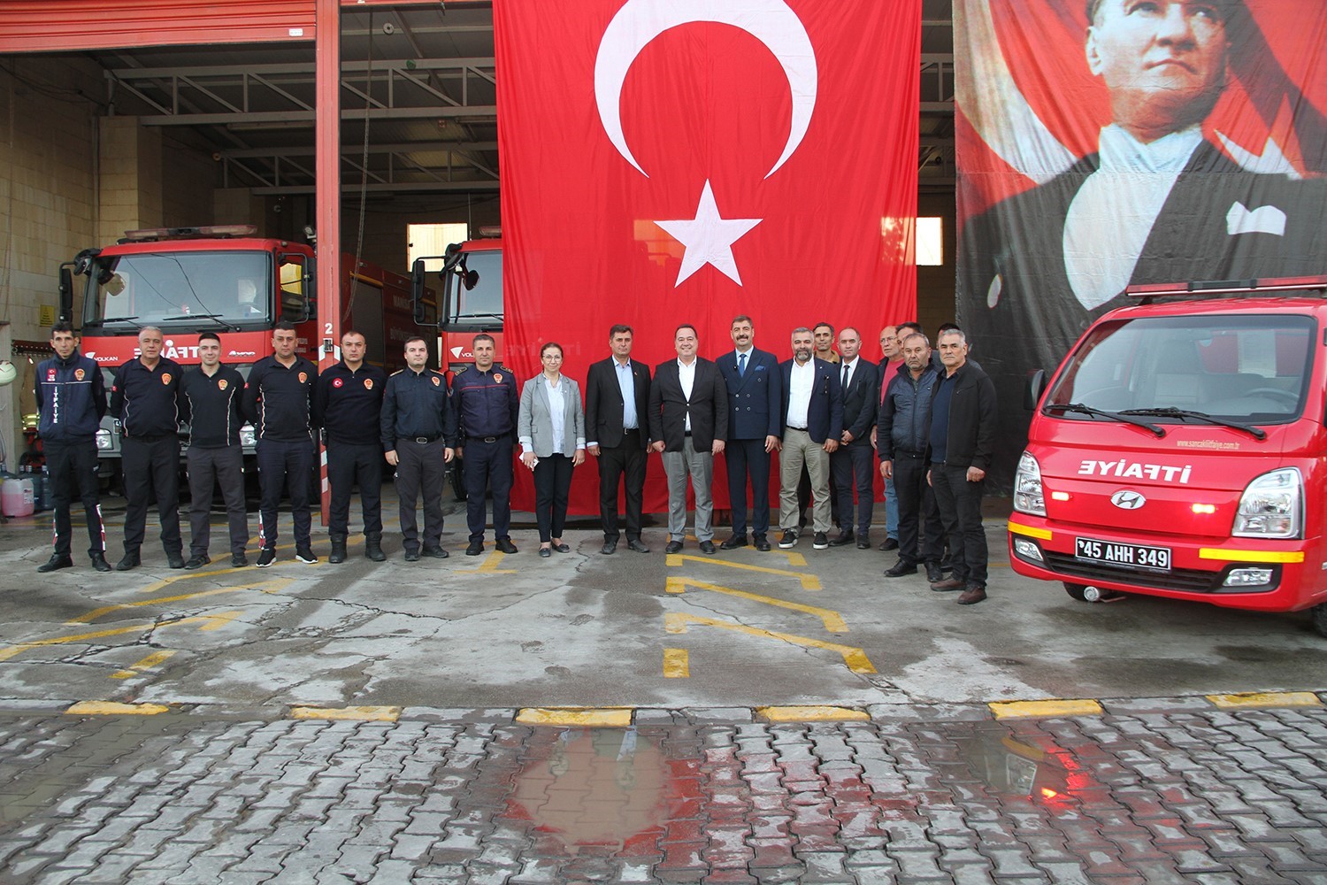 Başkan Dutlulu’dan Kula’ya ziyaret