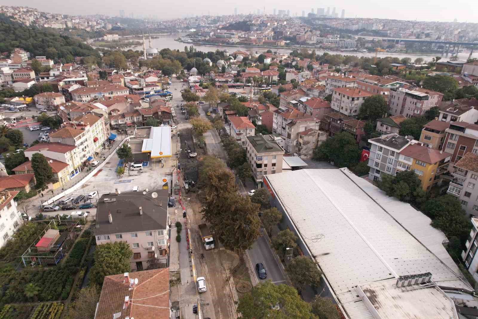 Eyüpsultan’da ağaçların kesildiği iddia edilen tramvay güzergahı havadan görüntülendi