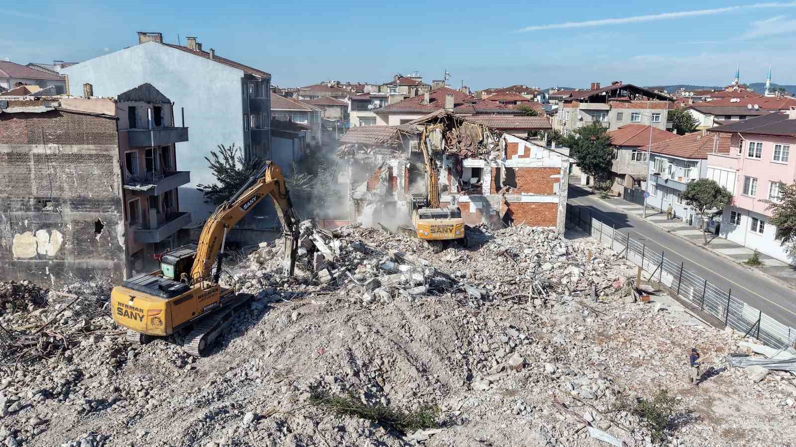Sakarya’da şehir tarihindeki ilk kentsel dönüşümde 1 aylık bilanço açıklandı