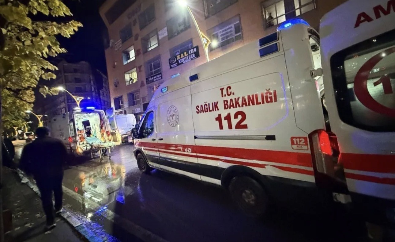 Hakkari’de silahlı kavga: 3 yaralı