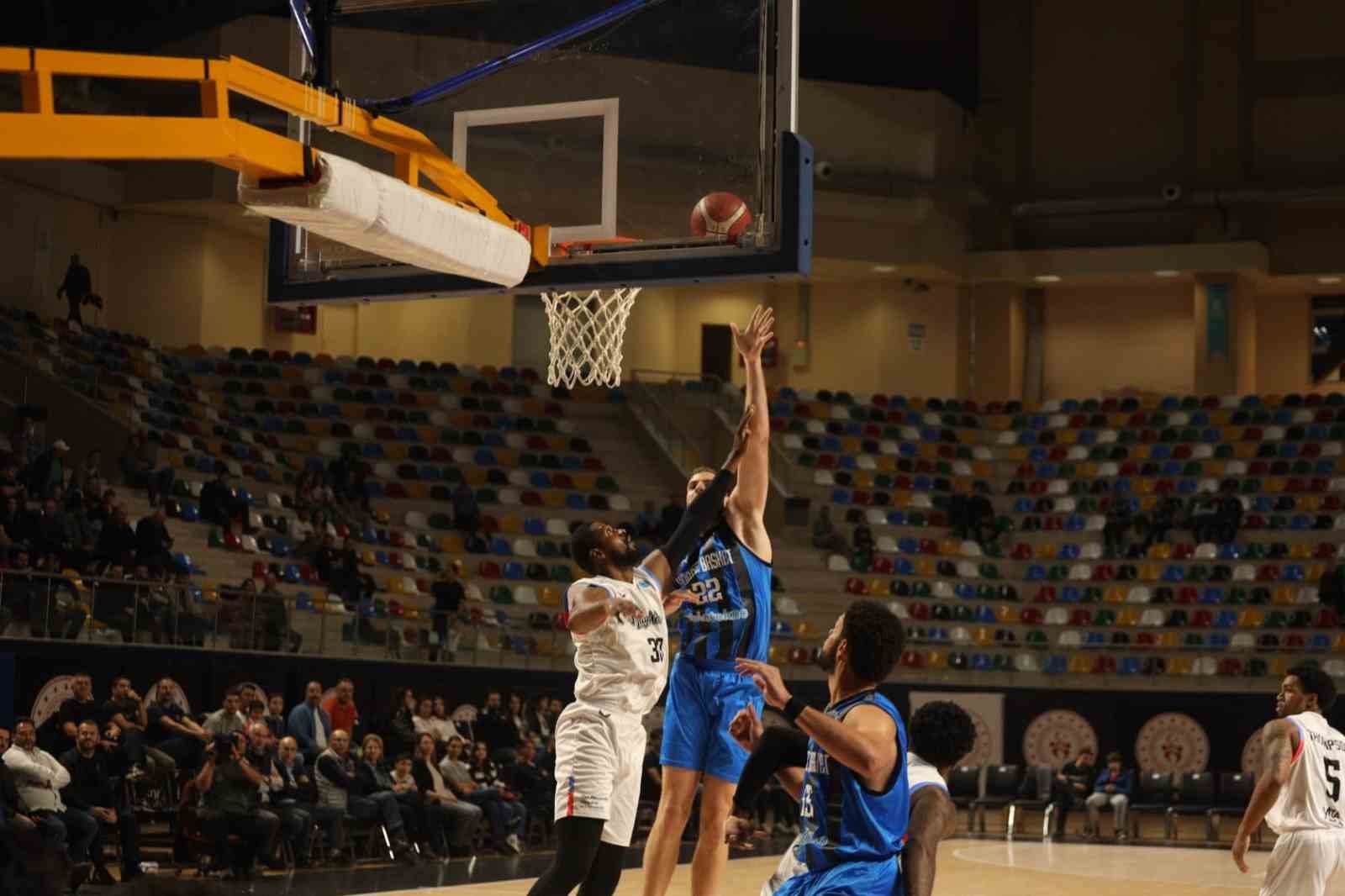 FIBA Europe Cup: Körfez Basket: 112 - Manchester Basketball: 71