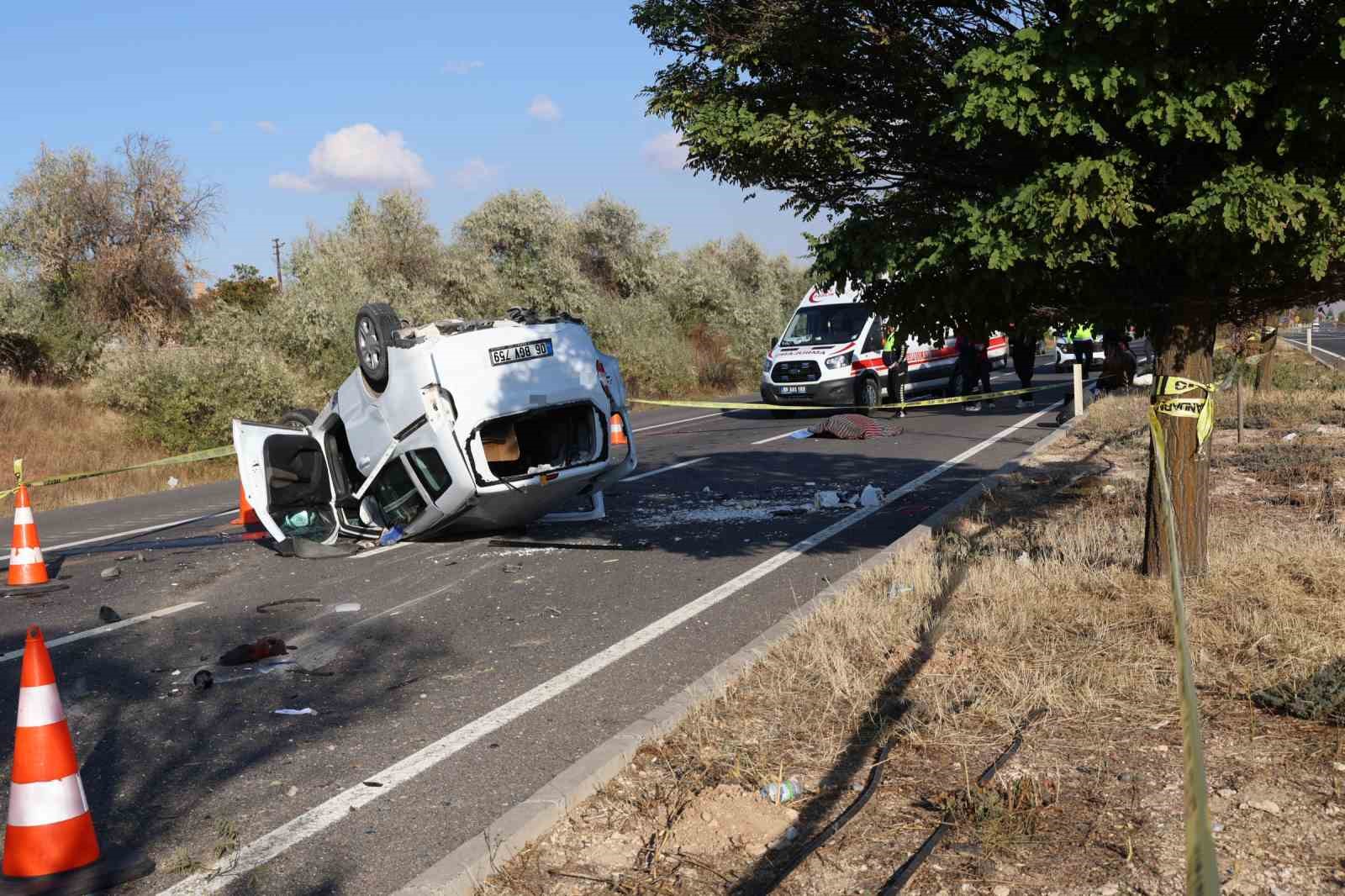 Nevşehir’de refüje çarpan araç takla attı: 1 ölü, 2 yaralı