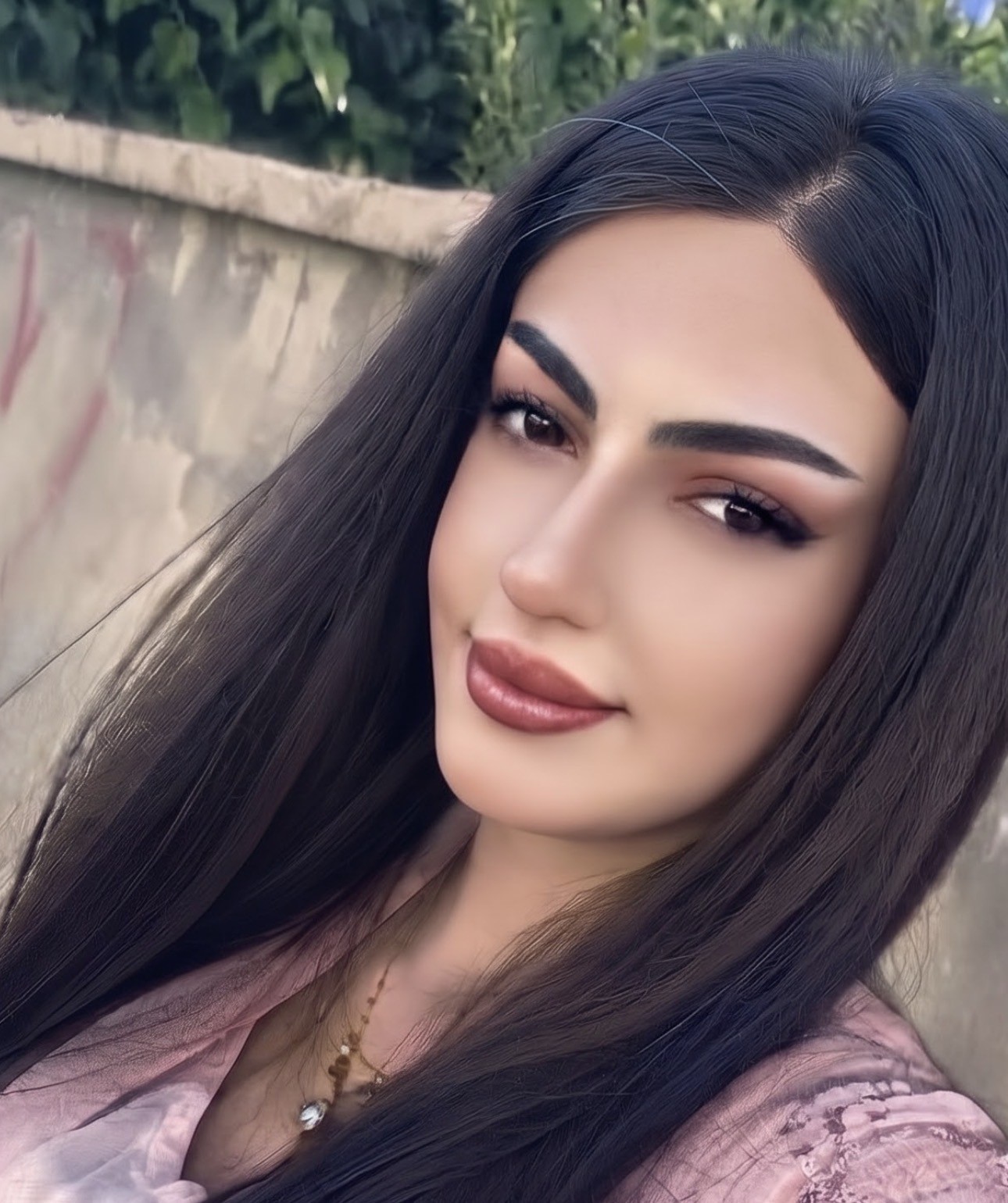Yüksekova’da hareketsiz bulunan genç kız hayatını kaybetti