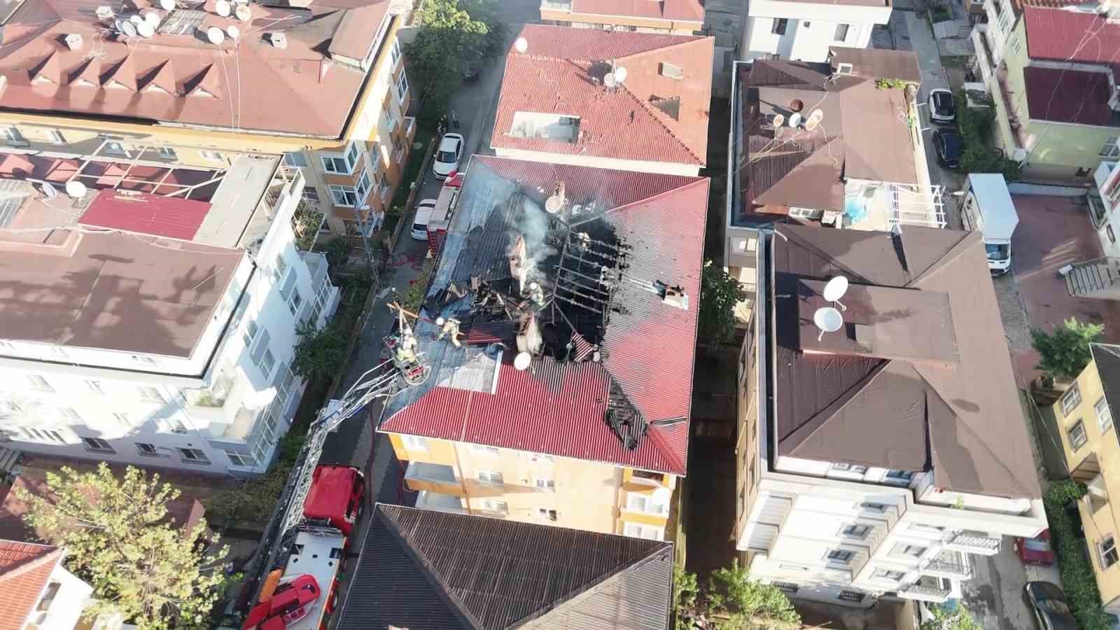 Tuzla’daki fabrika yangını havadan görüntülendi