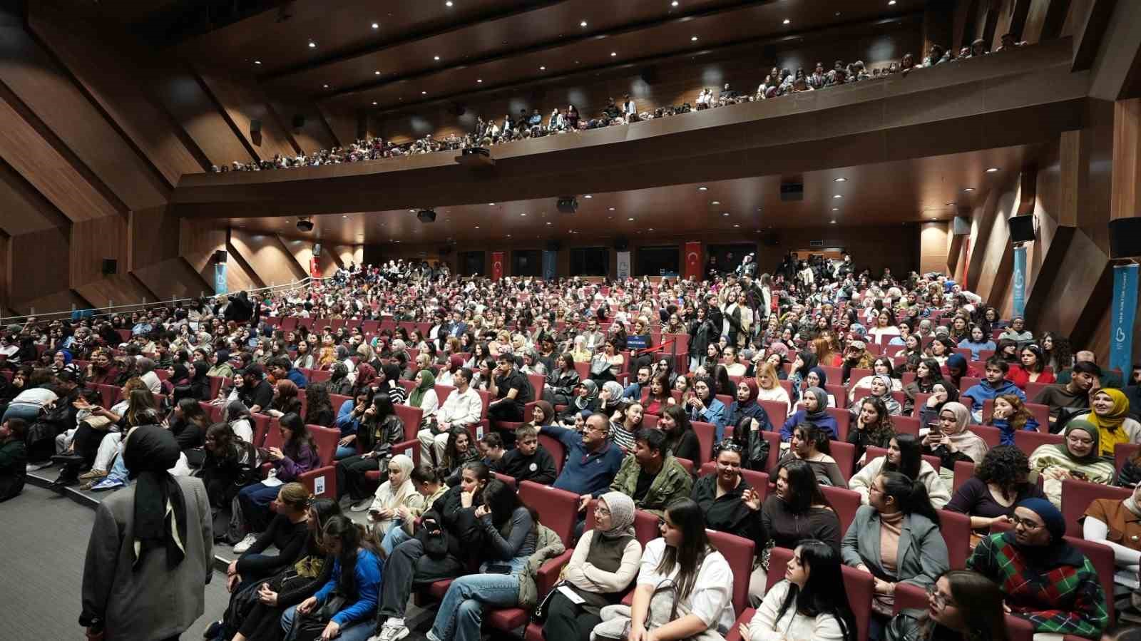 Kültür Sanat ve Edebiyatın kalbi 2. Balıkesir Kitap Fuarı’nda atıyor