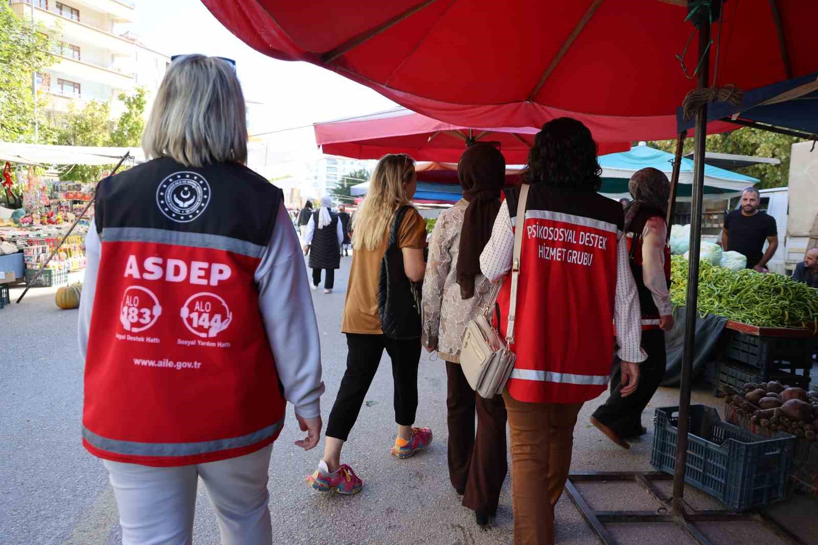 Elazığ’da 84 yaşındaki Özbay çiftine "İyilik Var" projesi kapsamında kışlık destek