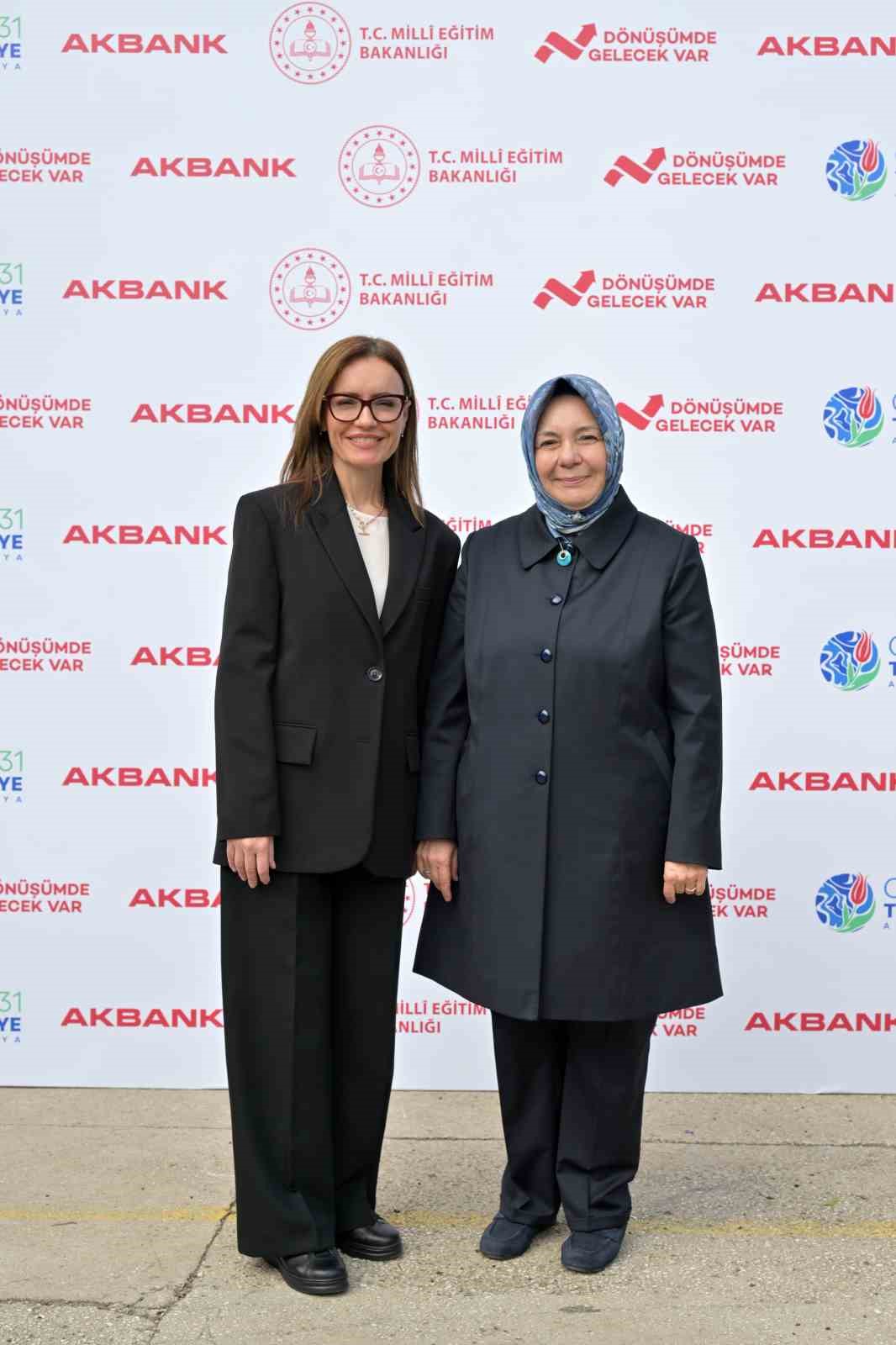 Milli Eğitim Bakanlığı ve Akbank ileri dönüşümü mesleki eğitime taşıyor