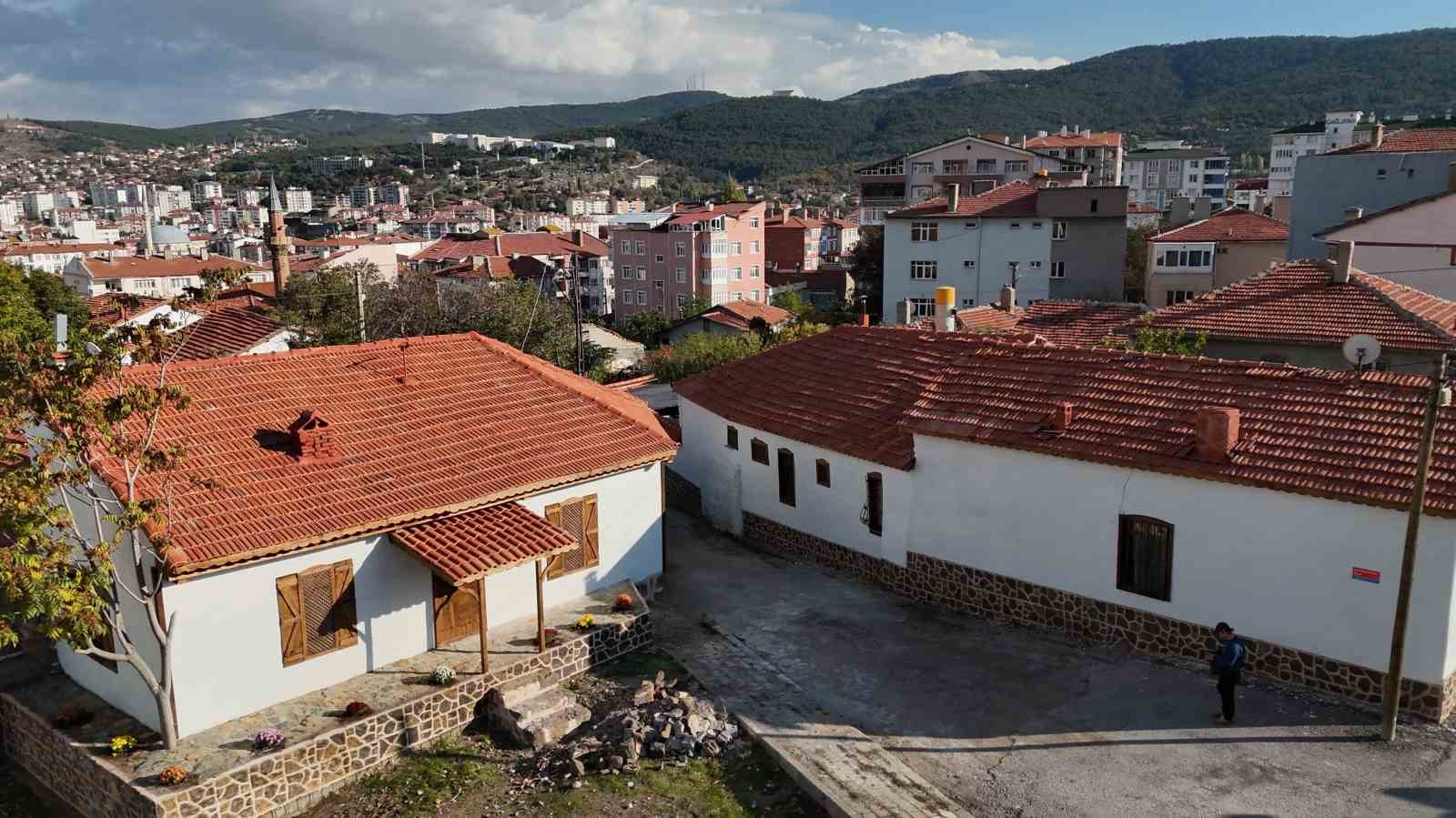Yozgat Belediyesi’nden tarihi dokuyu koruyan sokak yenileme çalışması