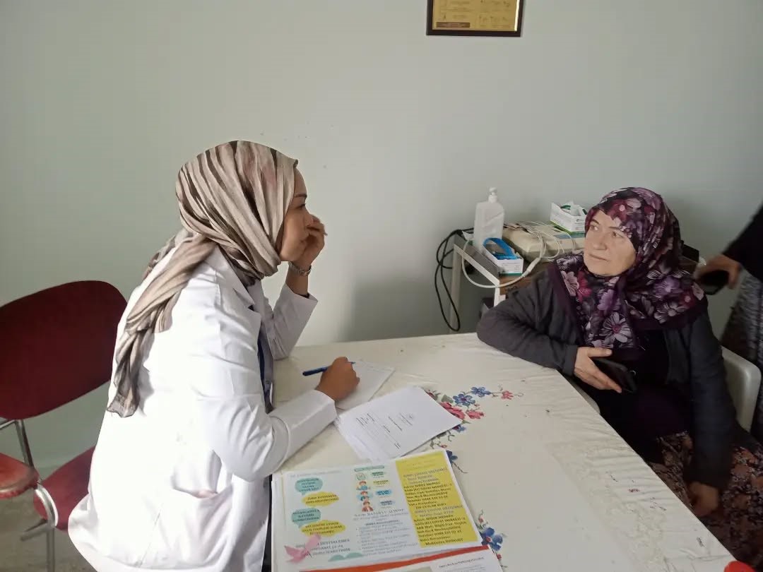 Niğde’de sağlık hizmetleri vatandaşların ayağına götürüldü