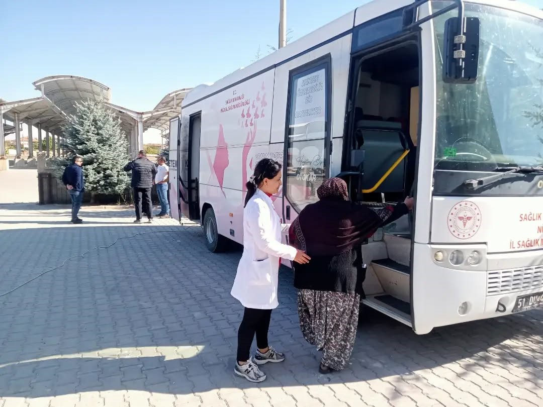 Niğde’de sağlık hizmetleri vatandaşların ayağına götürüldü