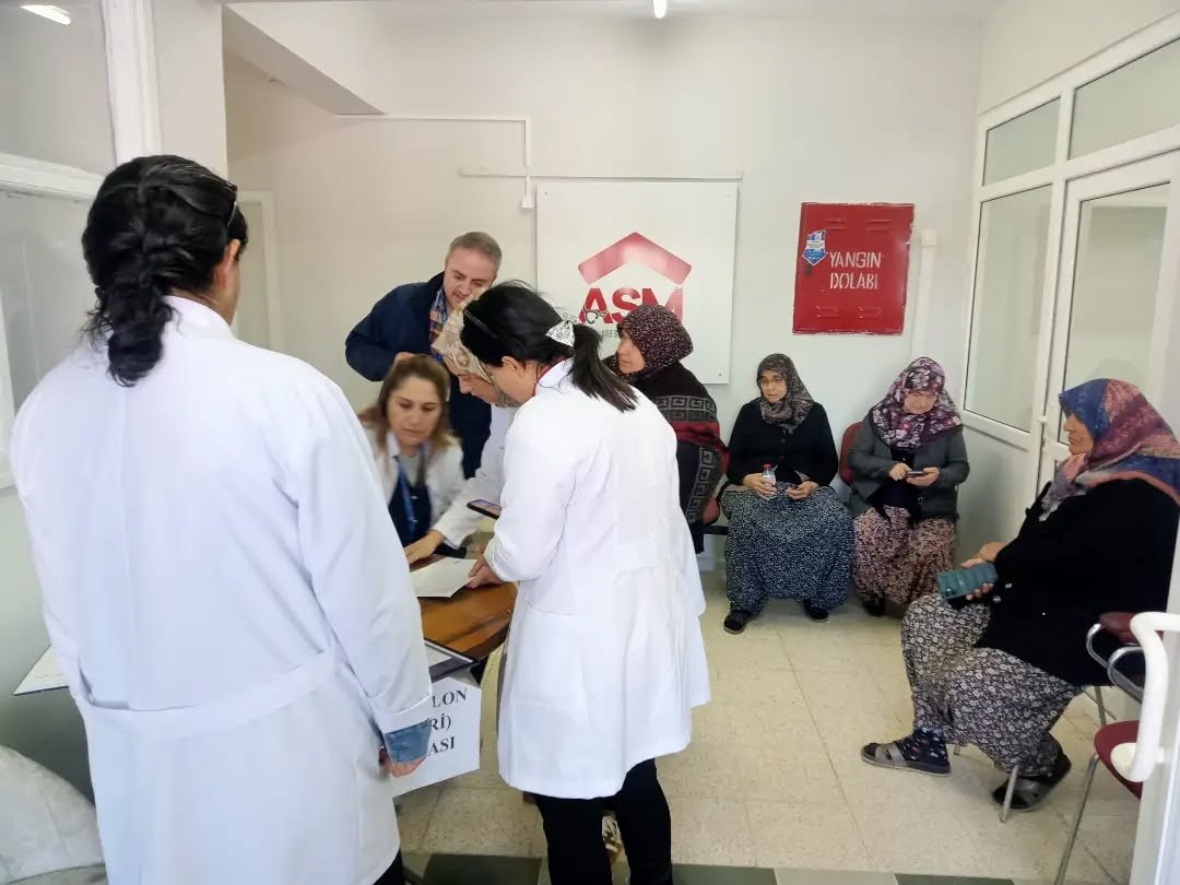 Niğde’de sağlık hizmetleri vatandaşların ayağına götürüldü